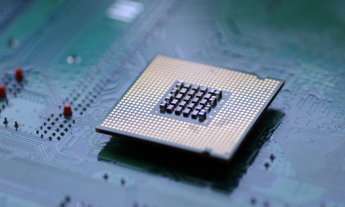 Lien minh ban dan My de doa tham vong chip cua Trung Quoc hinh anh