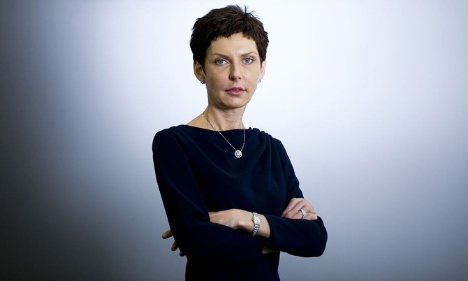 Nguoi phu nu giau nhat nuoc Anh nhan luong 648 trieu USD anh 1