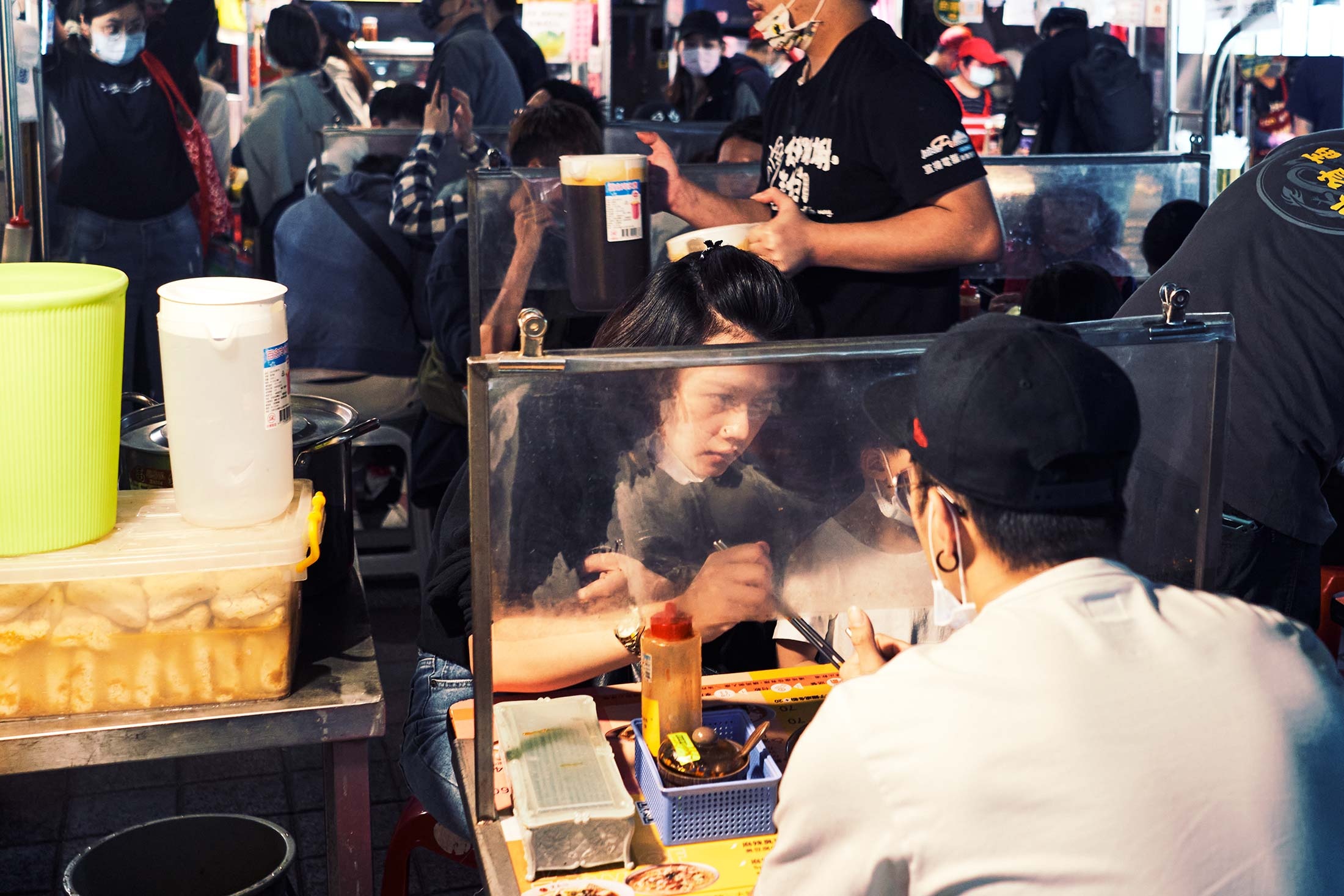 cho dem dai loan tap nap du vang khach quoc te anh 3