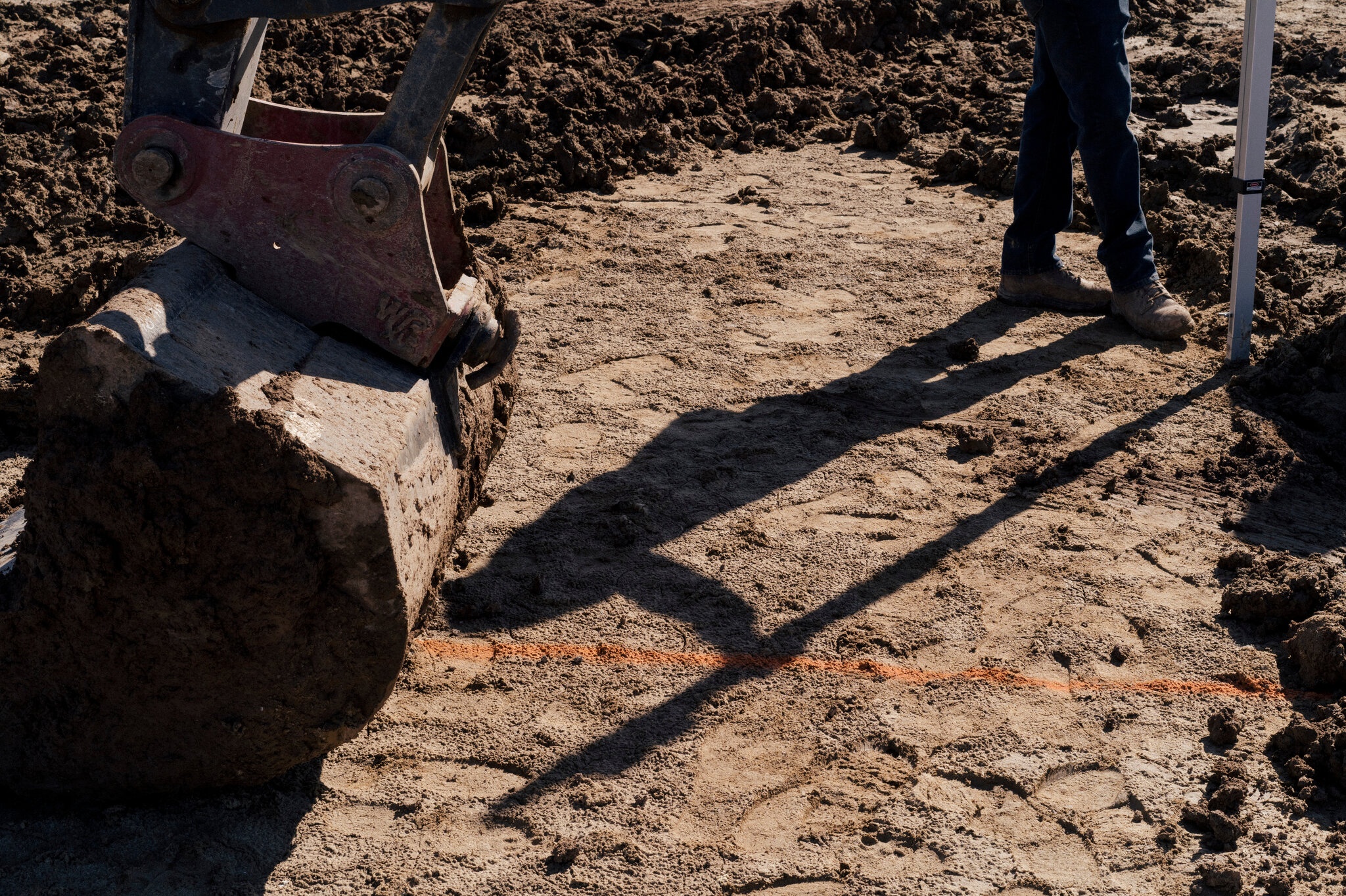 khai thac liti o nhiem anh 2