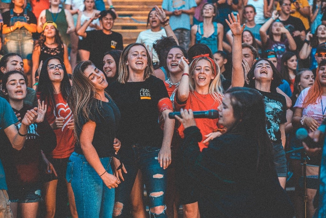 am nhac lan toa hanh phuc anh 1