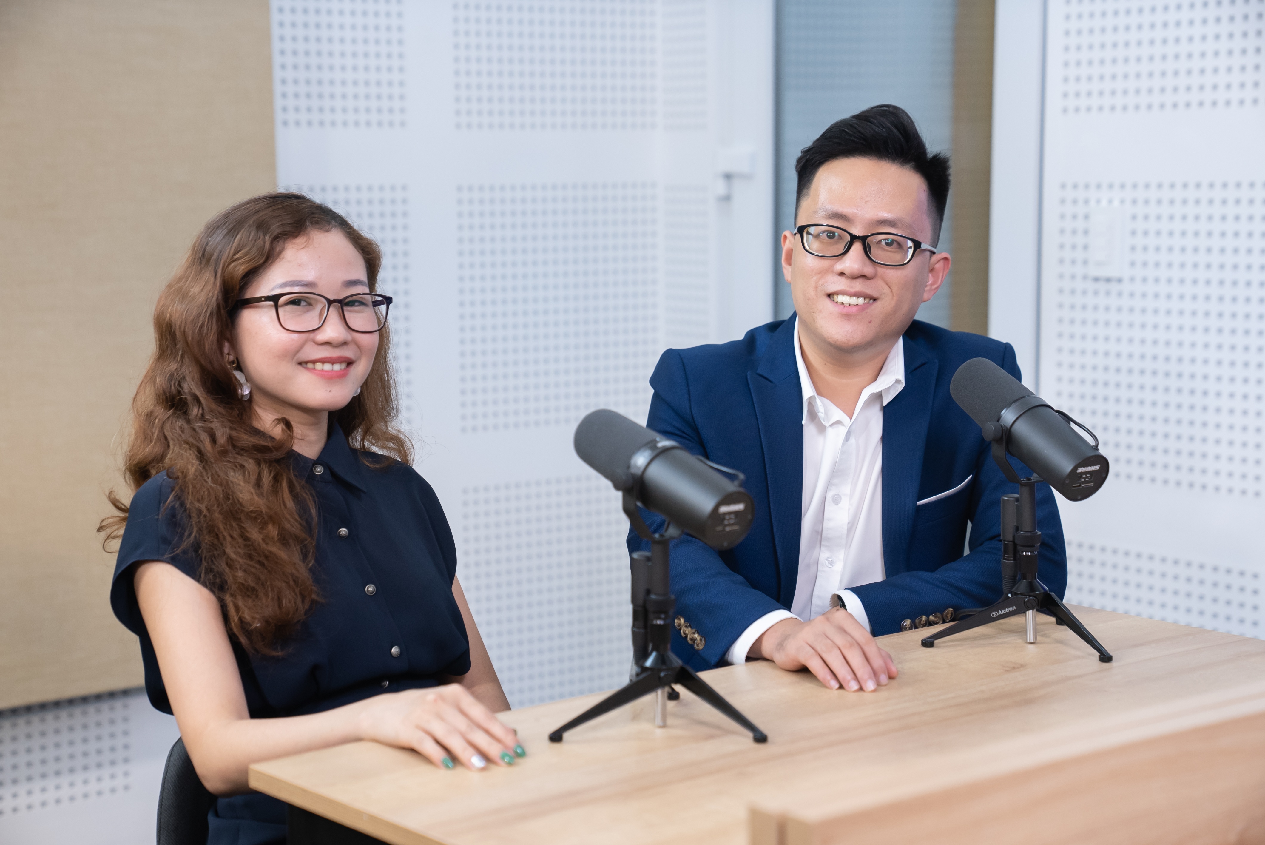 Ung dung cong nghe trong quan ly tai san len ngoi hinh anh