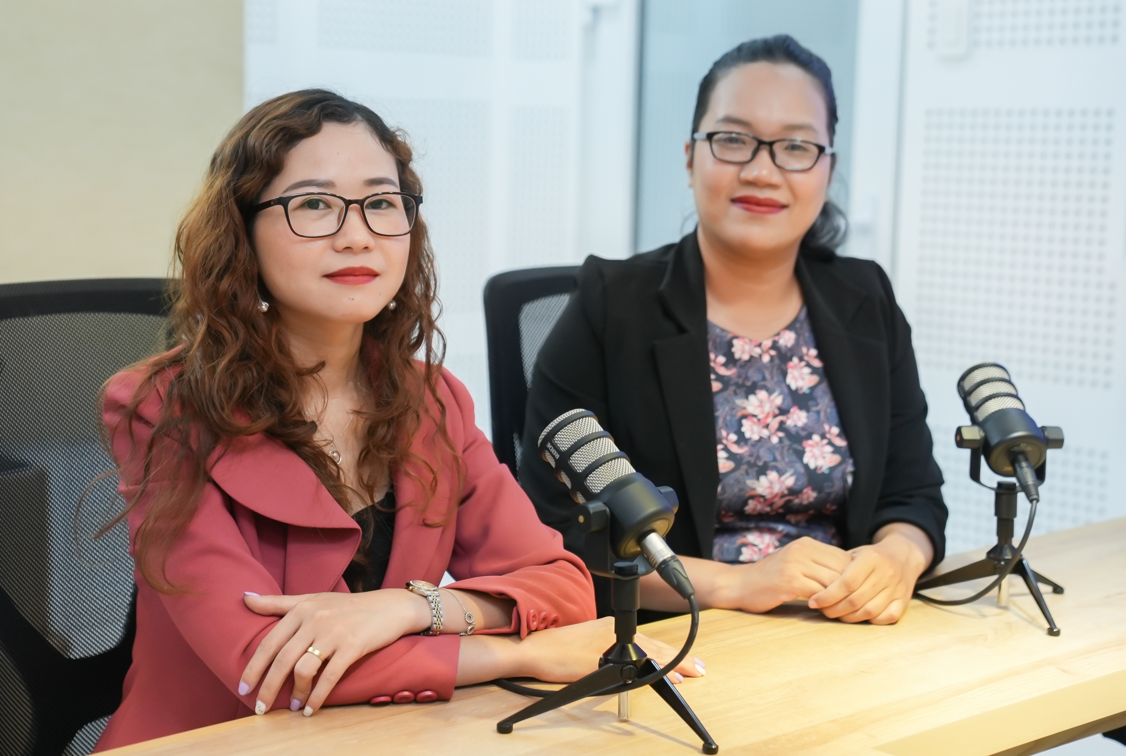 Lam gi de tranh ‘bao’ FOMO, tien den tu do tai chinh trong dau tu? hinh anh