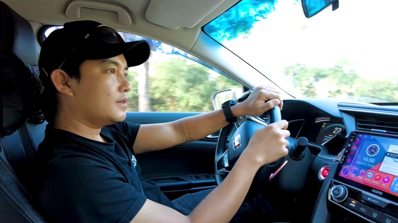 Video - Tu Da Lat di Cam Ranh theo deo Khanh Son hinh anh