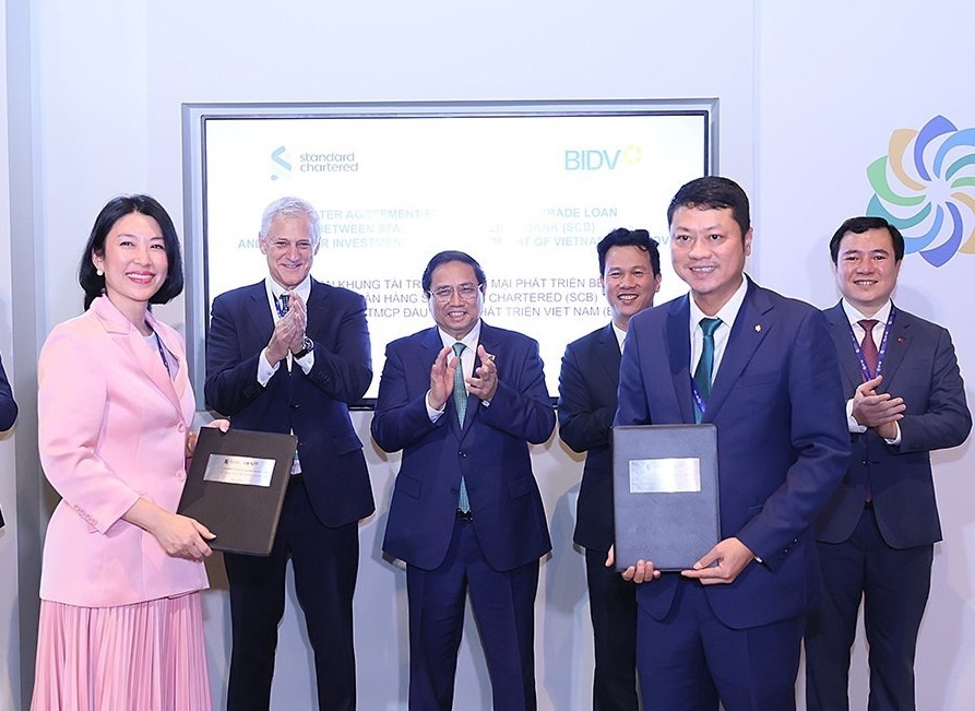 BIDV tang cuong hop tac thuc day tai chinh ben vung tai COP28 hinh anh