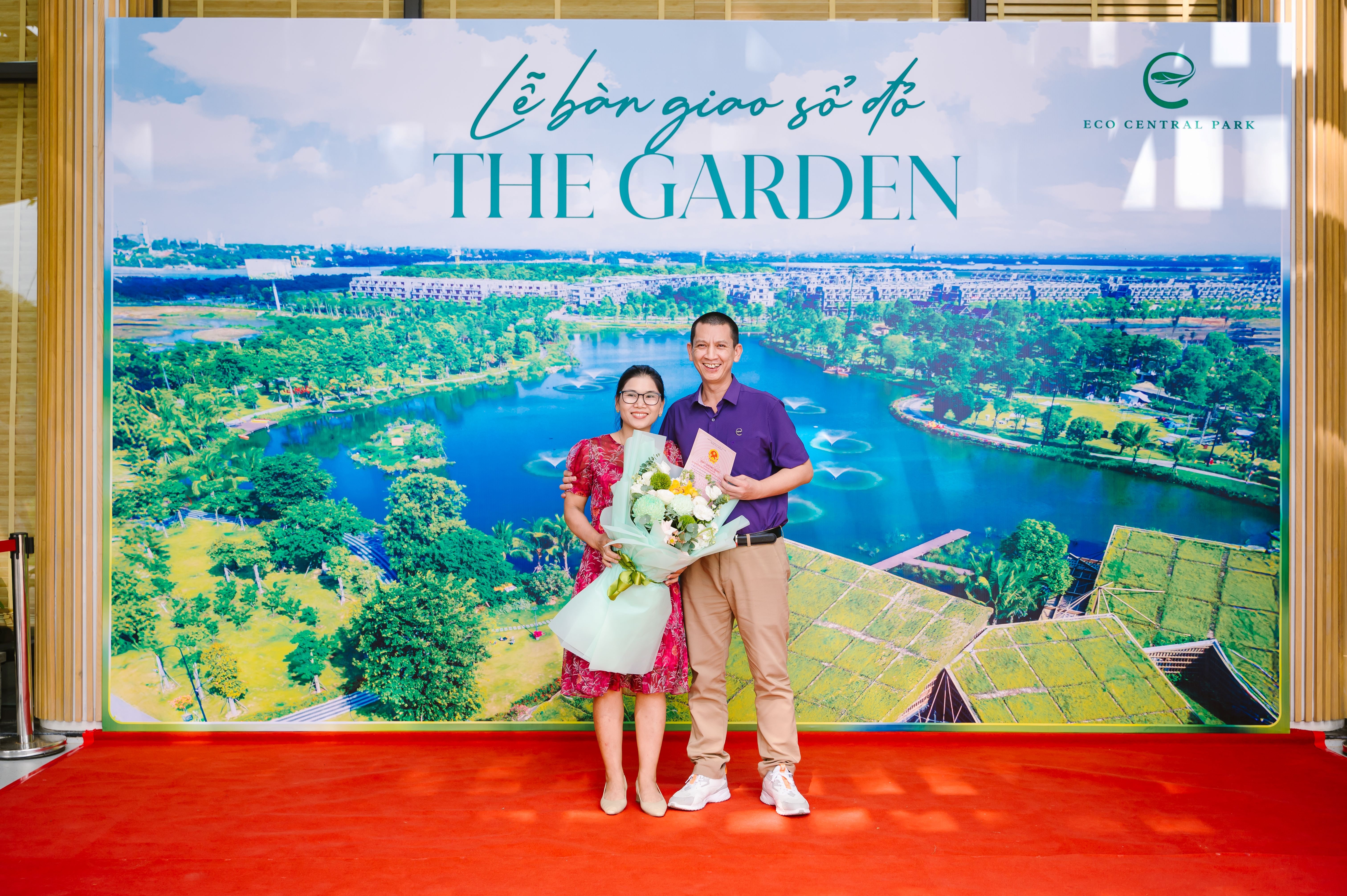 Nhung cu dan dau tien Eco Central Park nhan so do hinh anh