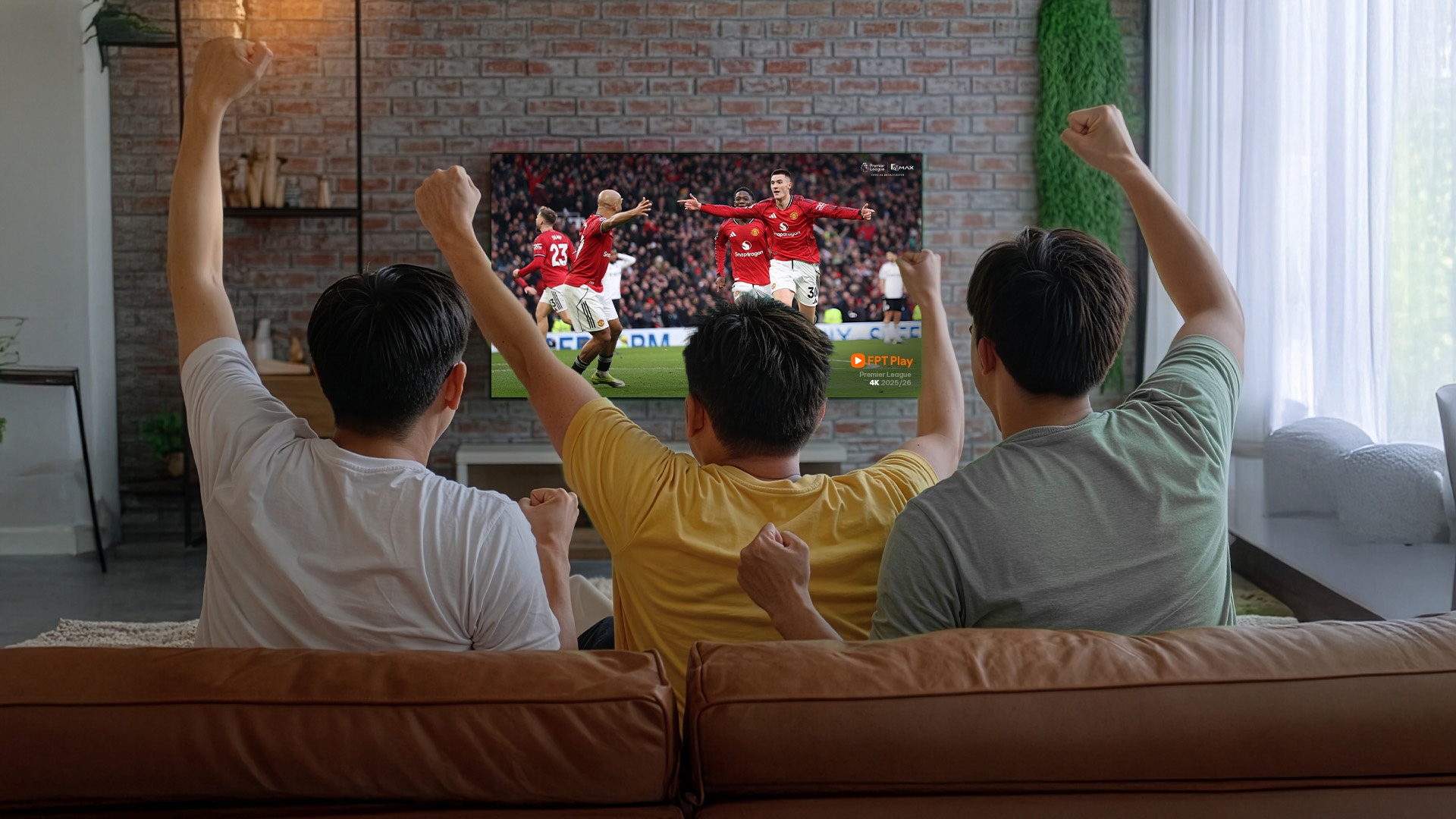 FPT giai bai toan gia cuoc Ngoai hang Anh fan Viet cho nhieu nam hinh anh