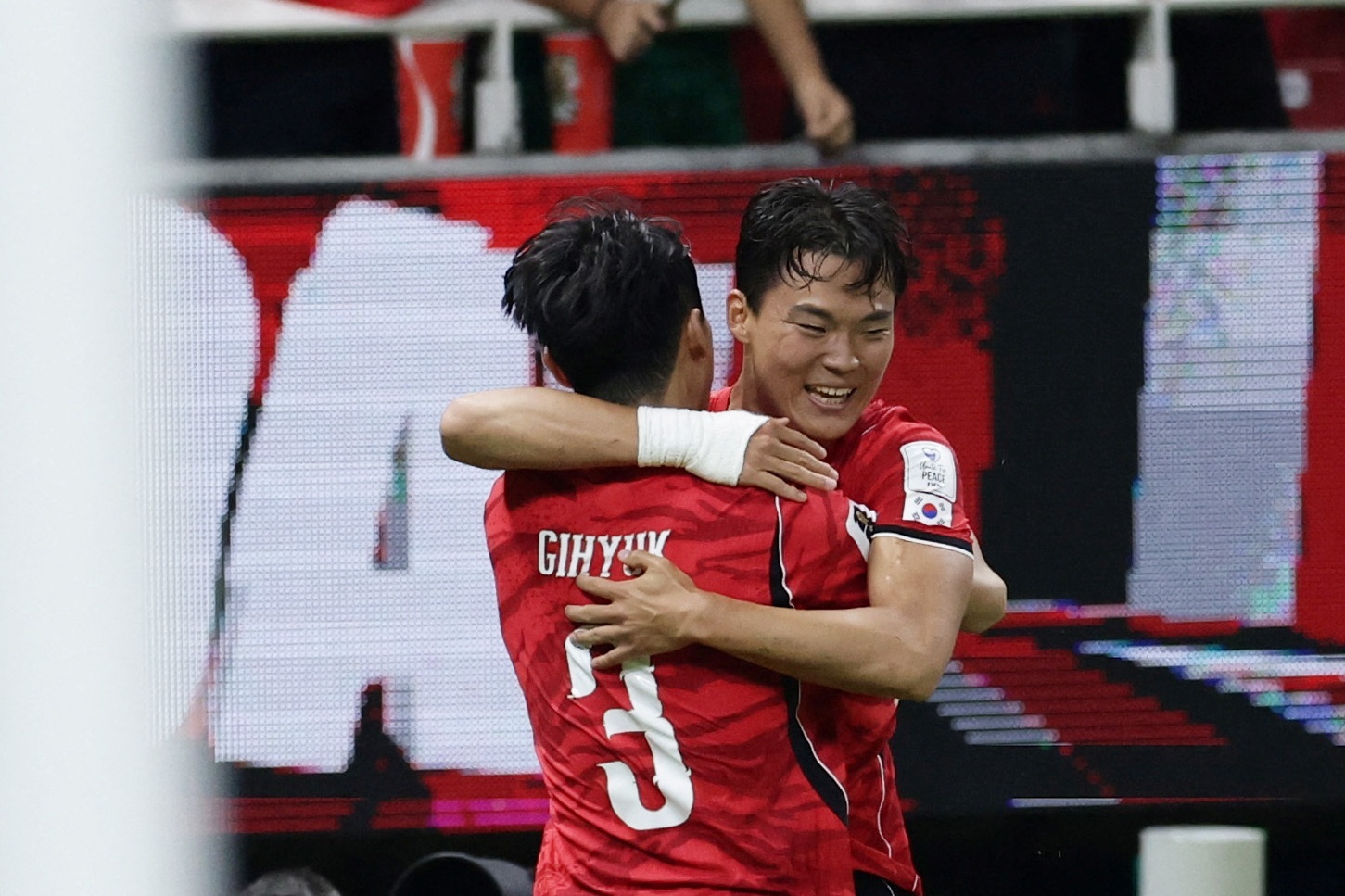 Han Quoc 2-1 CH Czech: Lat nguoc the co hinh anh