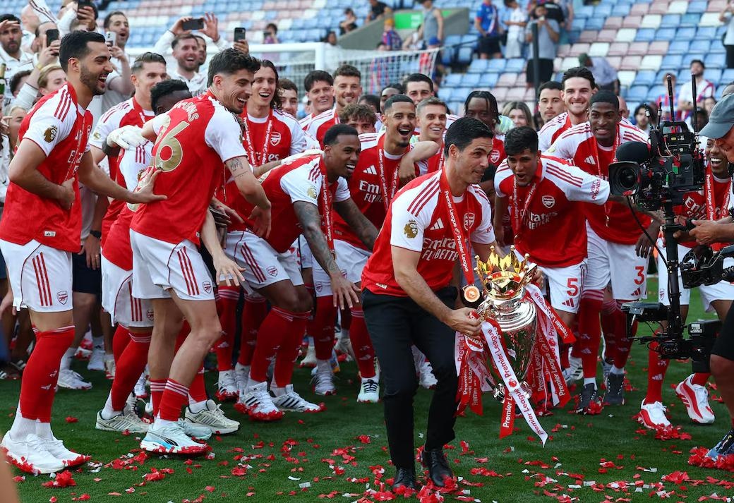 Ke hoach ruoc cup hoanh trang cua Arsenal hinh anh