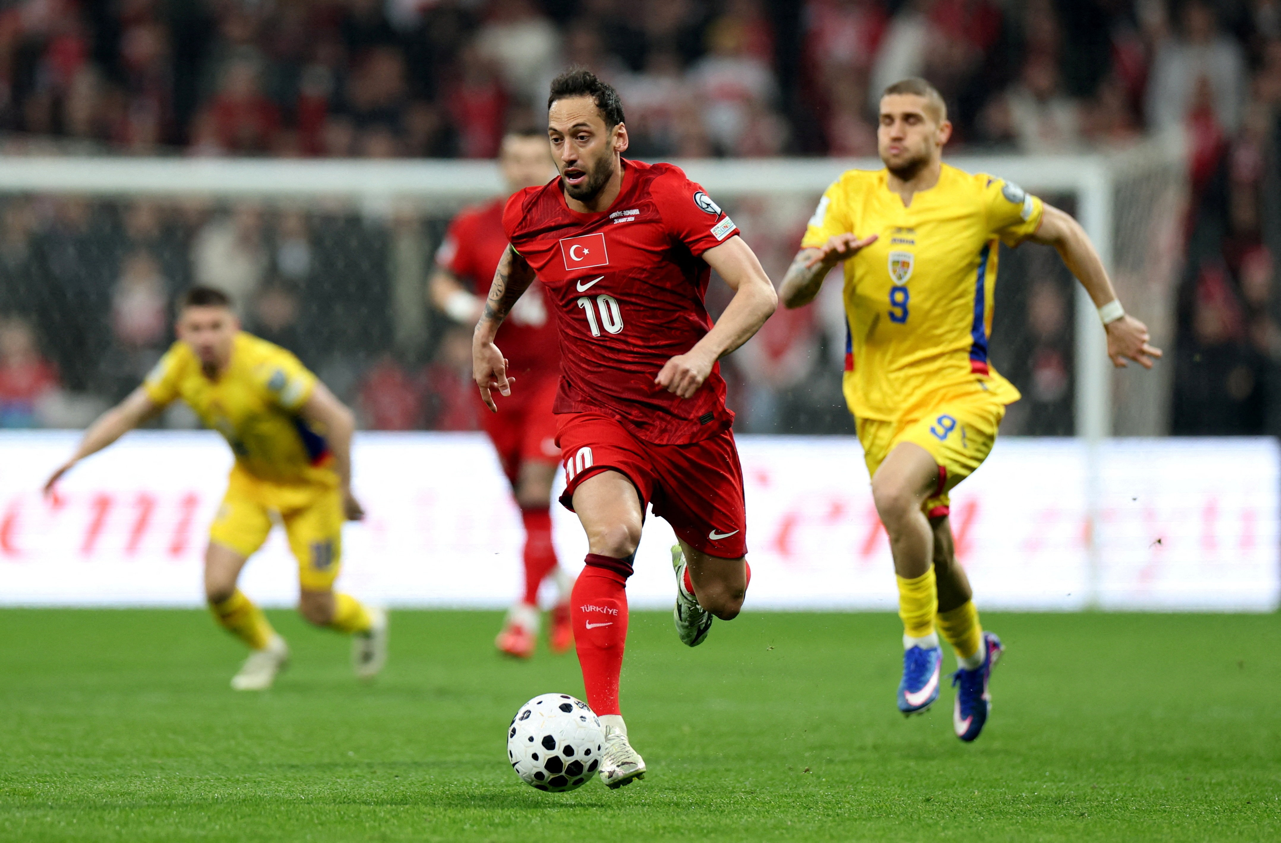 world cup,  luis diaz,  erliang haaland,  alexander isak anh 6
