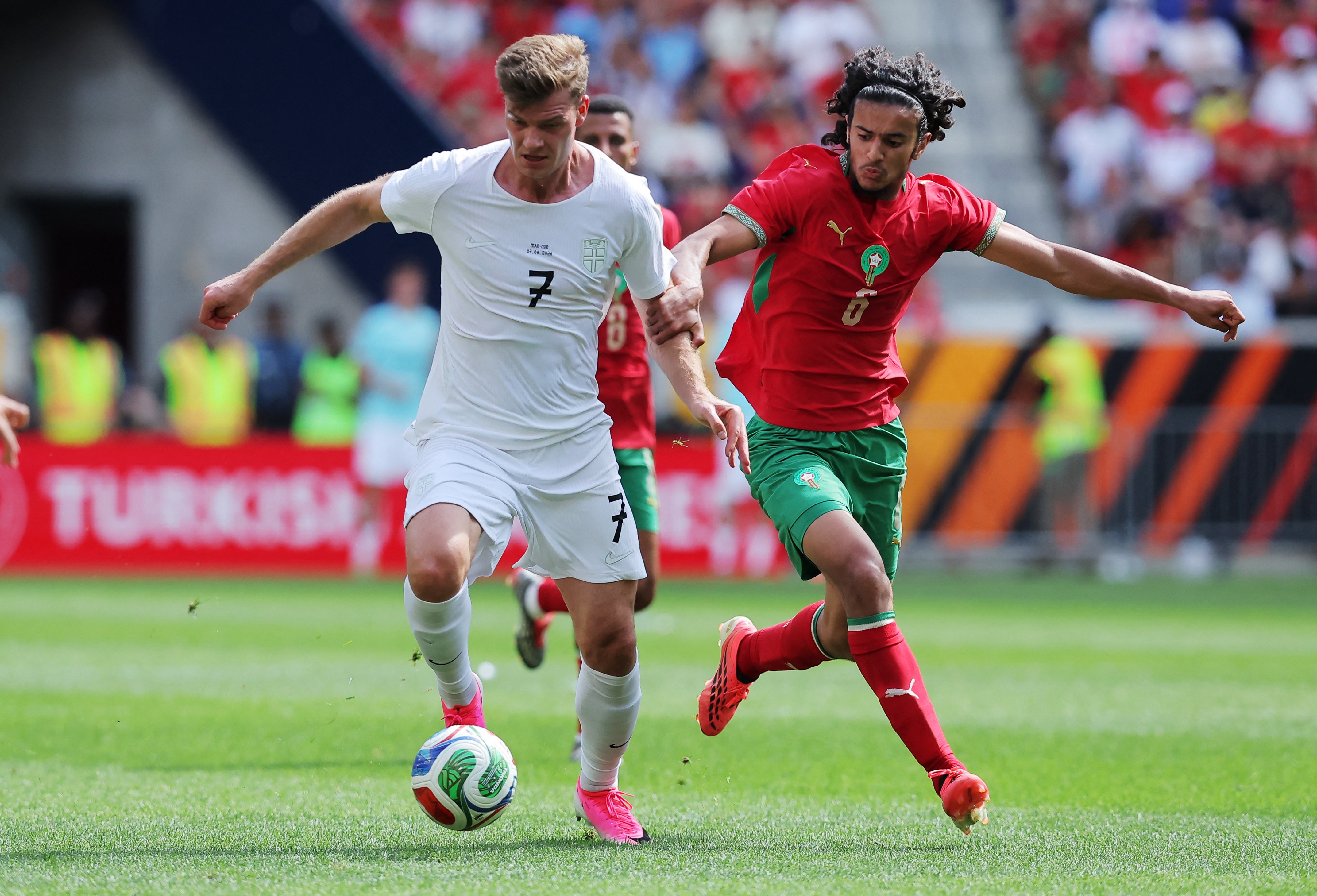Morocco va Na Uy ruot duoi nghet tho hinh anh