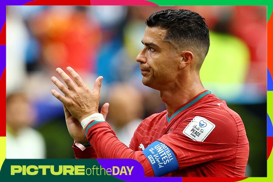 Khoanh khac World Cup: Ngay dang quen cua Ronaldo hinh anh