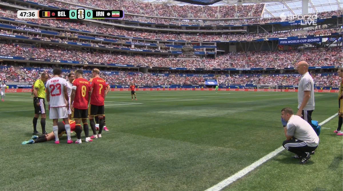 Tinh huong hy huu tai World Cup hinh anh