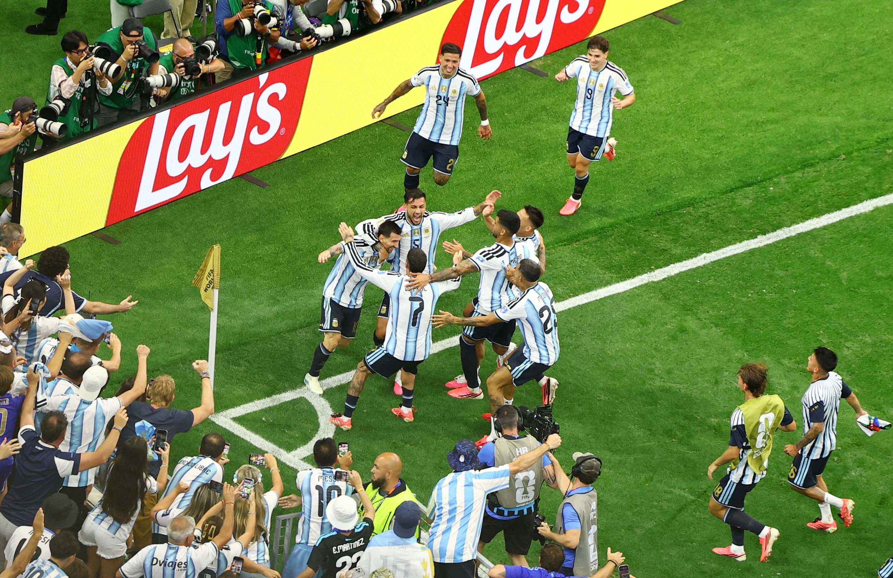 world cup,  lionel messi,  kylian mbappe anh 2