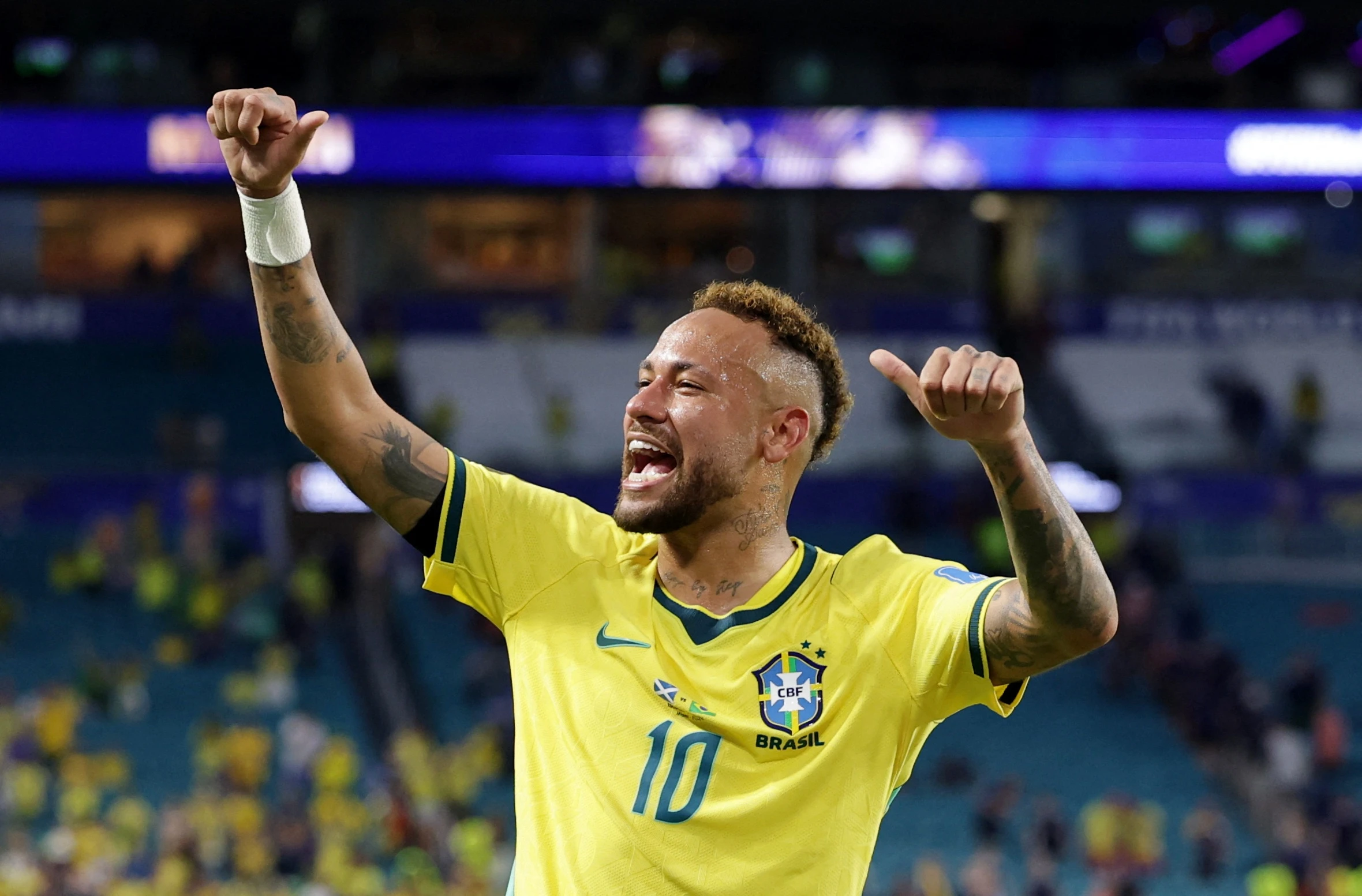 Neymar noi gi trong ngay tai xuat tuyen Brazil? hinh anh