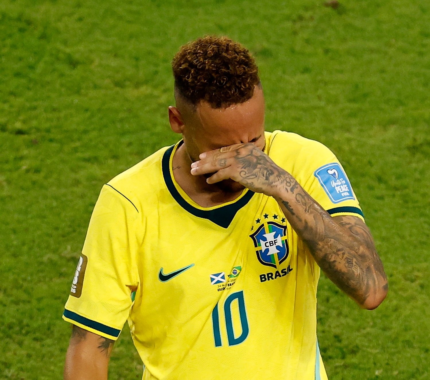 Khoanh khac khien nguoi ham mo roi nuoc mat vi Neymar hinh anh
