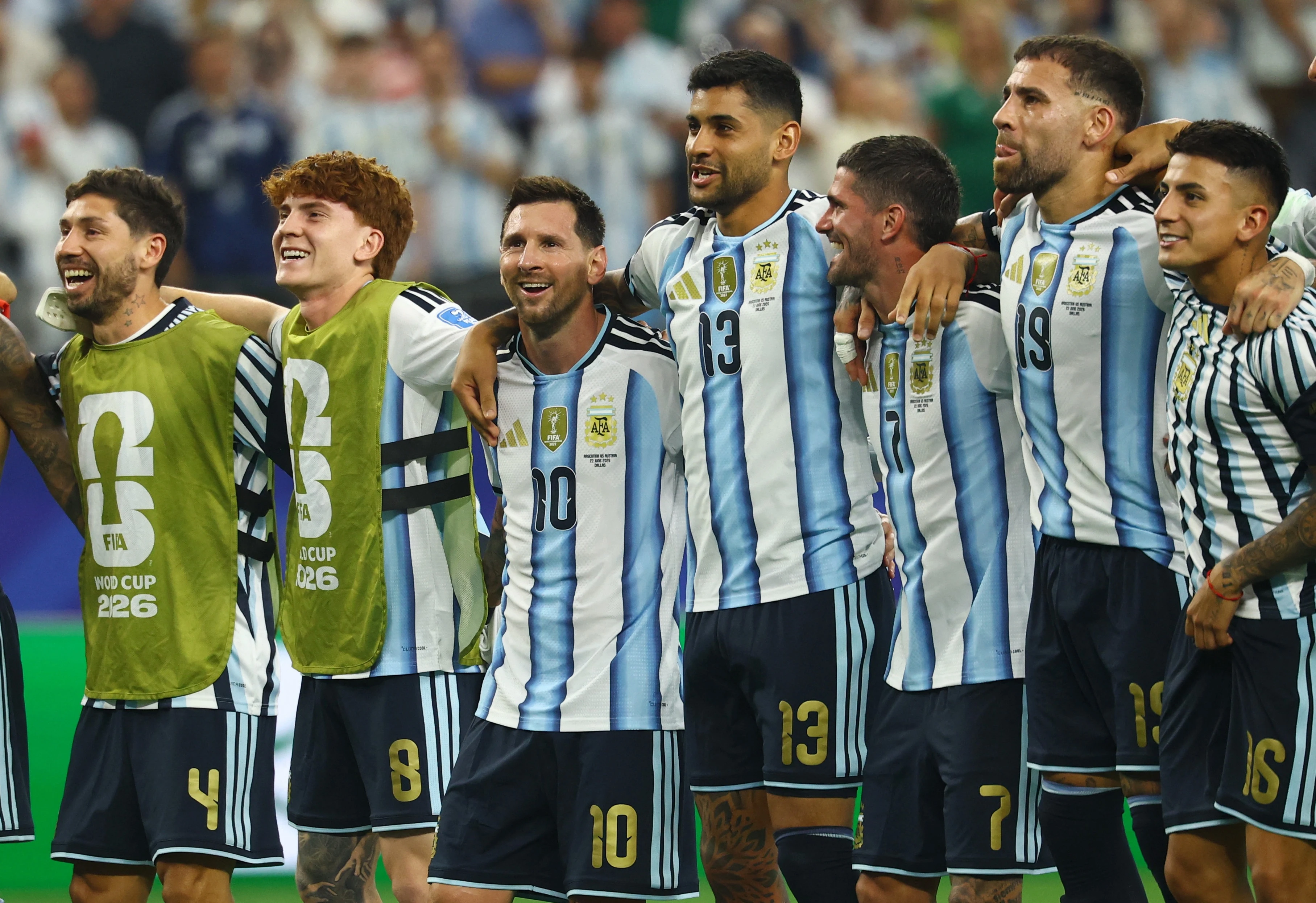 Vi sao Messi la ca he thong cua Argentina? hinh anh