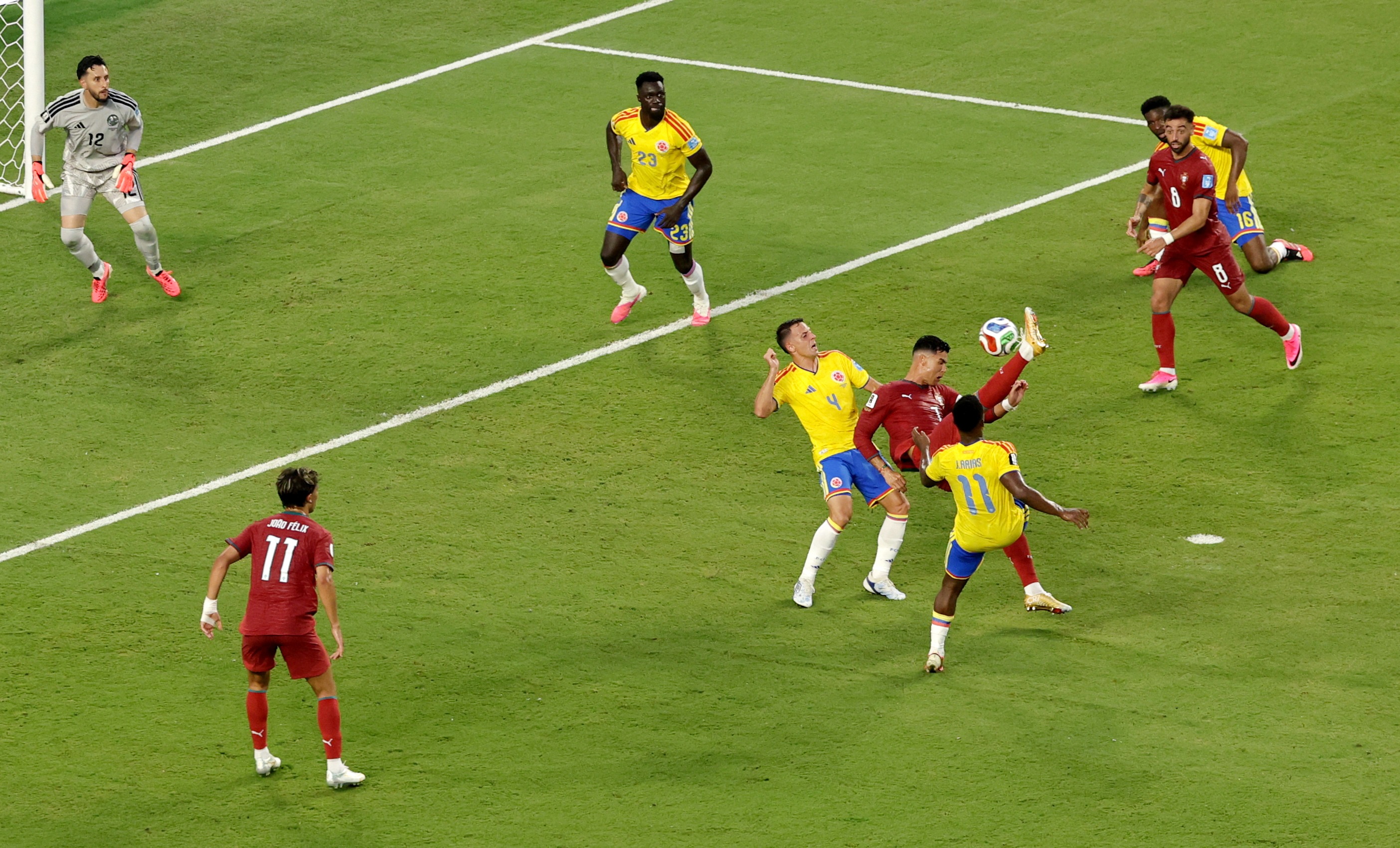 world cup,  cristiano ronaldo,  lionel messi anh 4