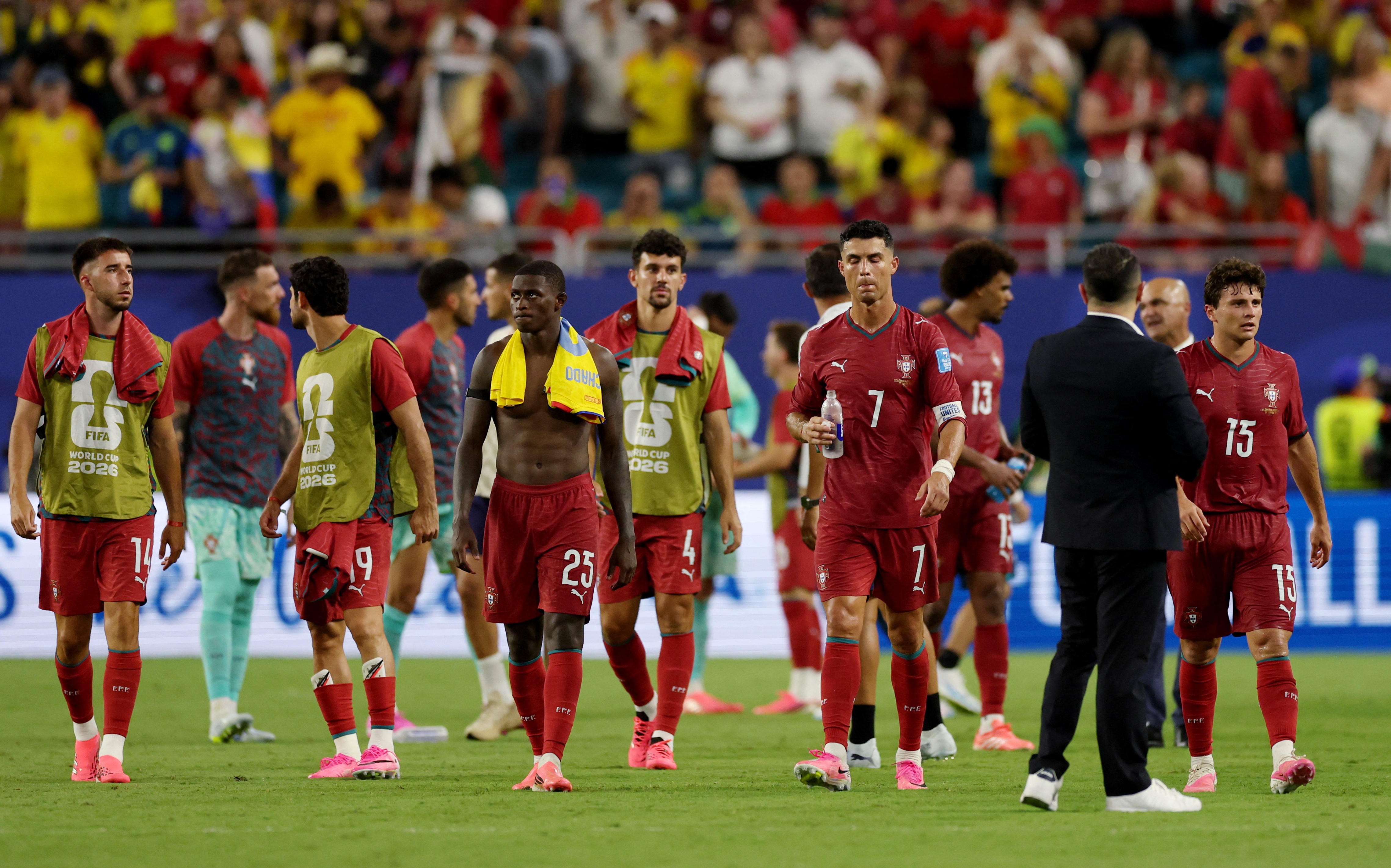 world cup,  cristiano ronaldo,  lionel messi anh 5