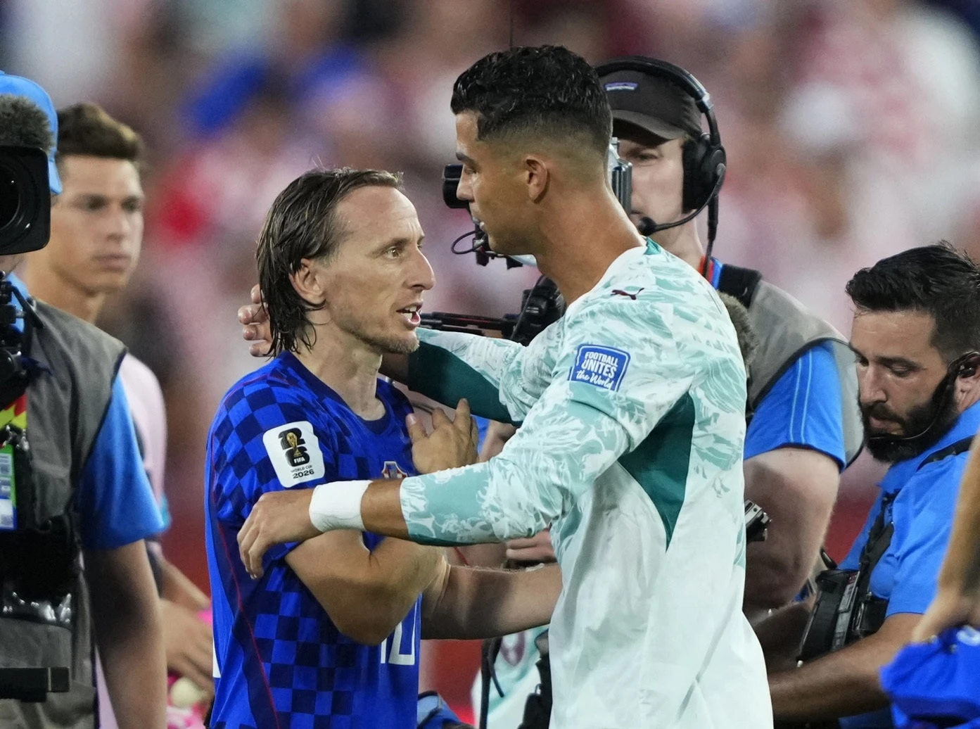world cup,  cristiano ronaldo,  luka modric anh 4
