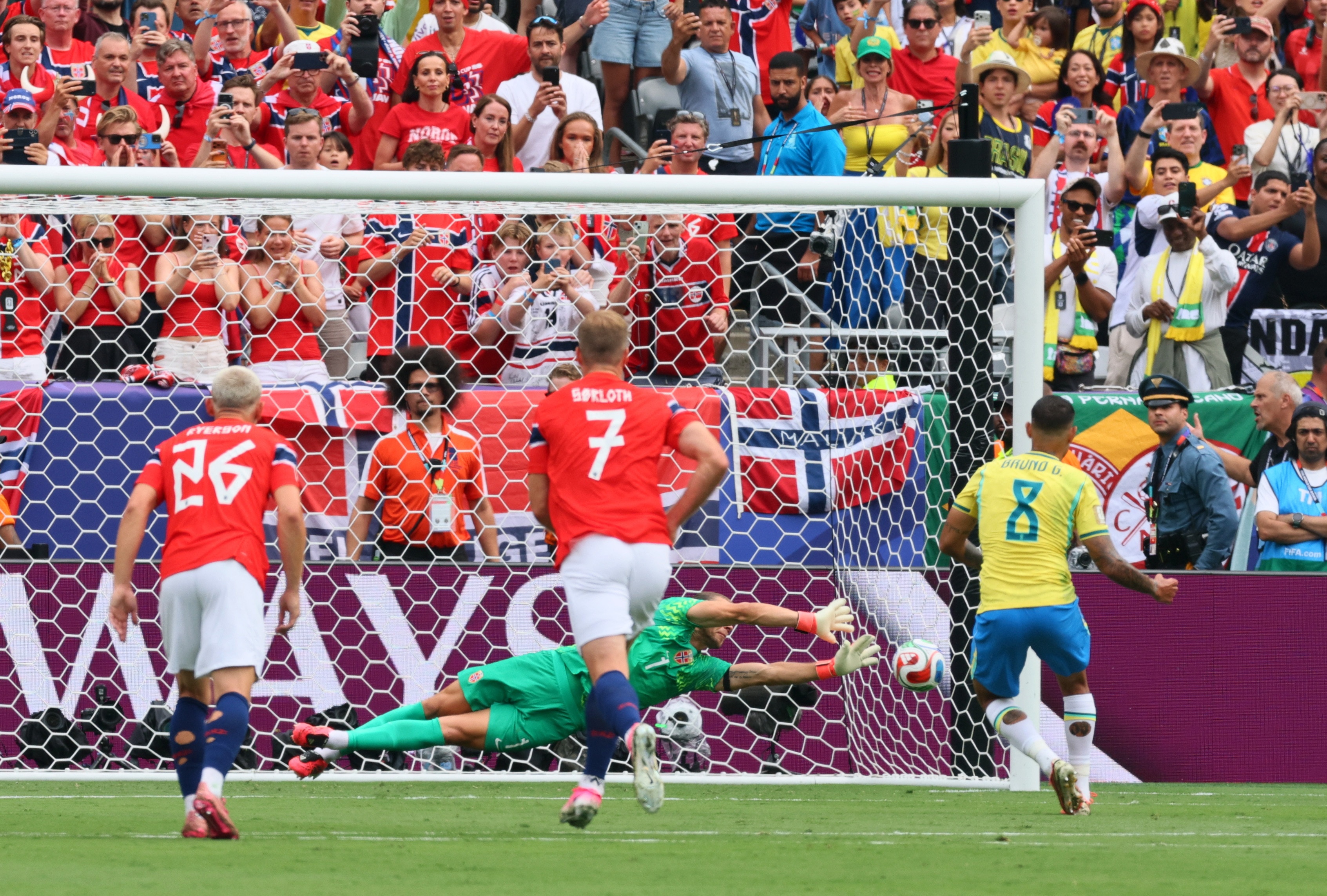 world cup,  neymar,  anh anh 3
