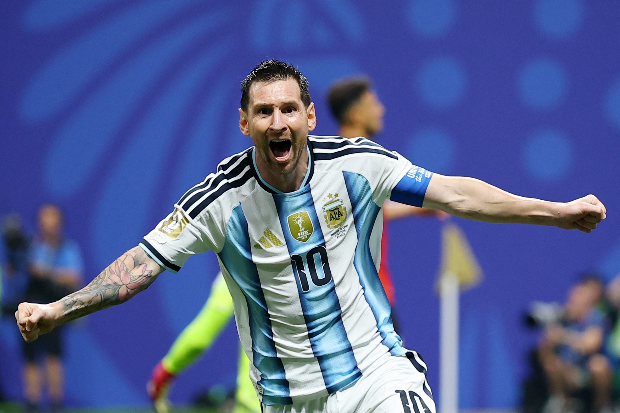 Messi dap tra cao buoc dan xep tai World Cup hinh anh