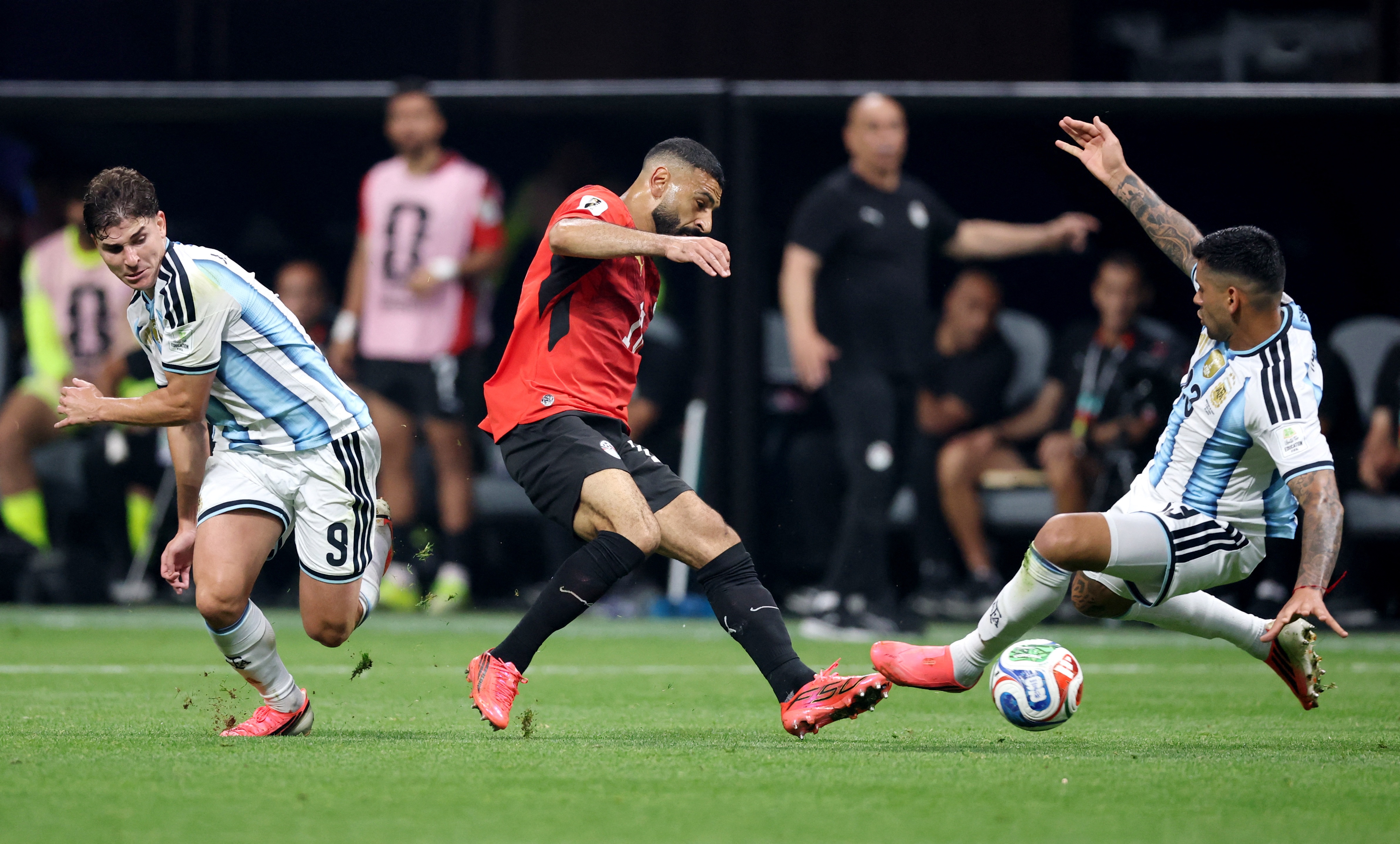 Argentina phạm lỗi nhiều nhất nhưng ít thẻ ở World Cup