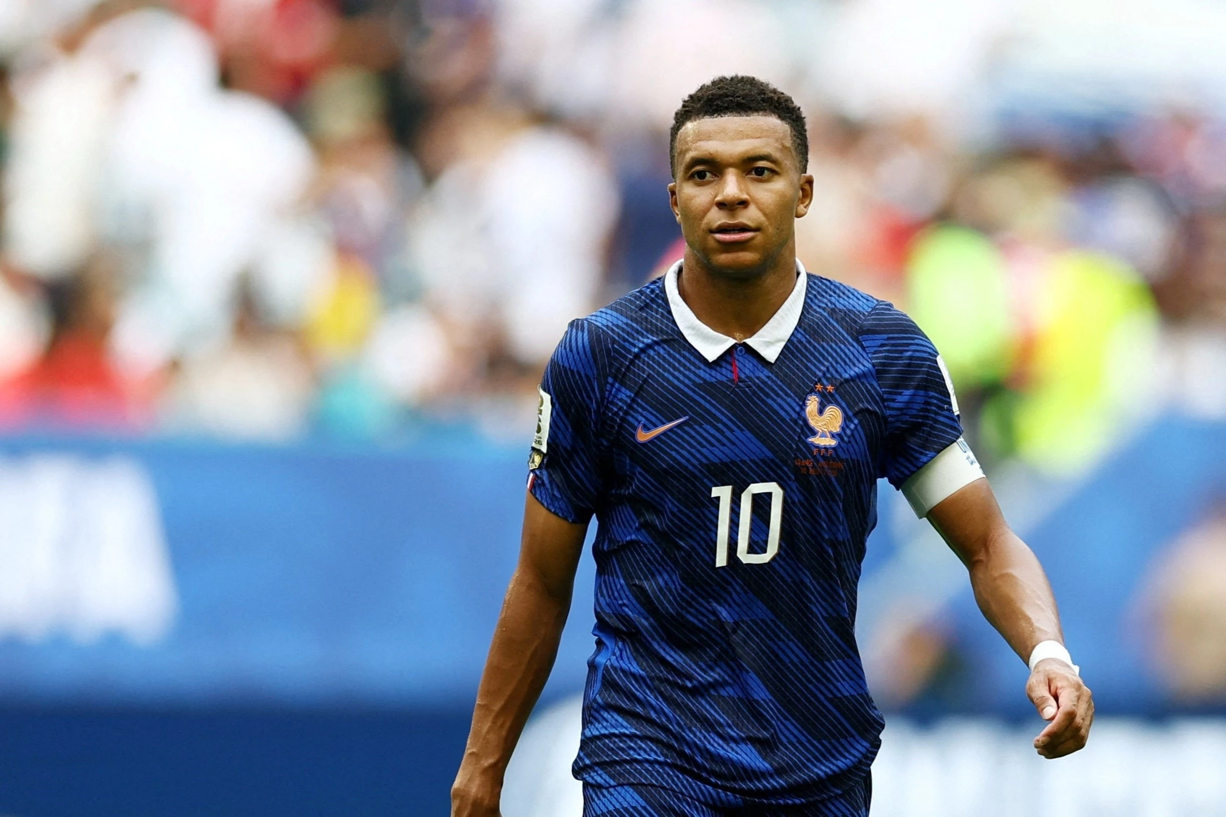 Mbappe 'nổi loạn' vì bất công tại tuyển Pháp
