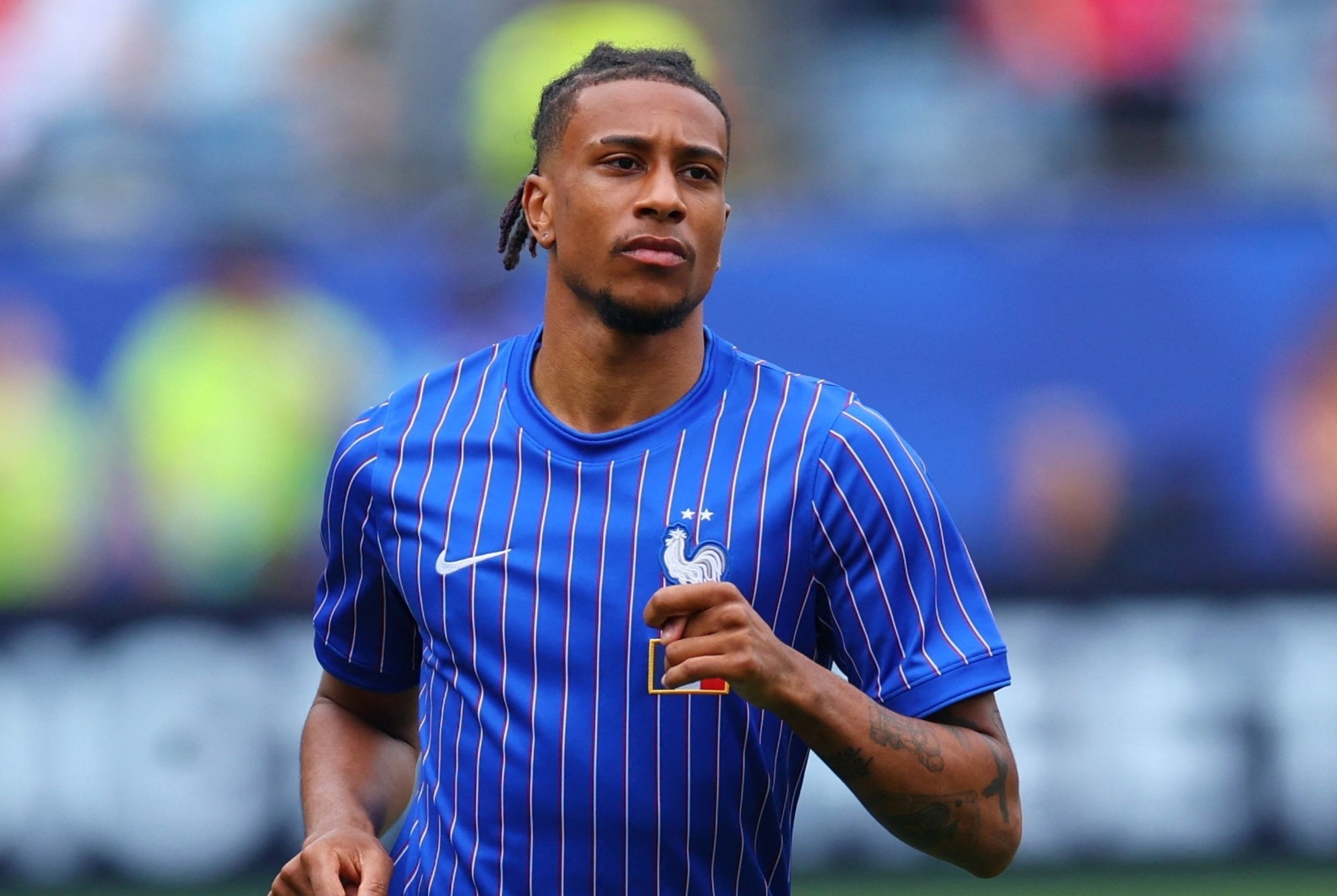 Real Madrid rút lui vụ Olise
