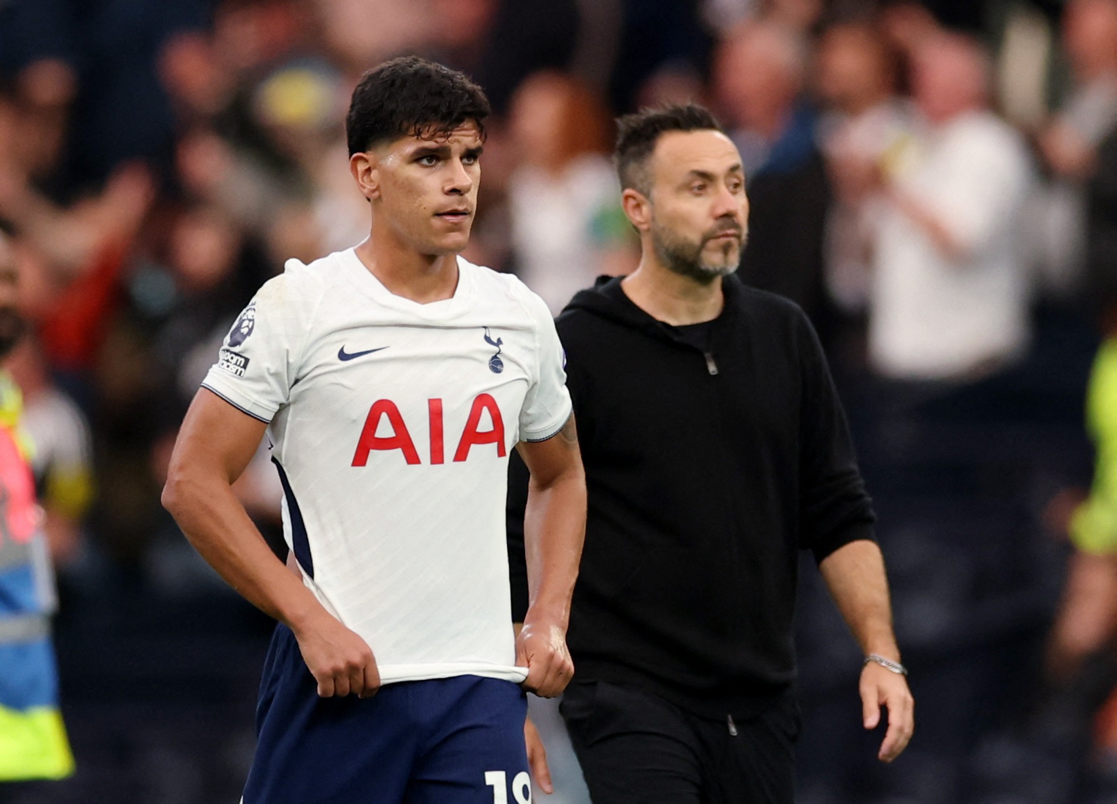 Tottenham thua trận thứ hai liên tiếp tại Premier League
