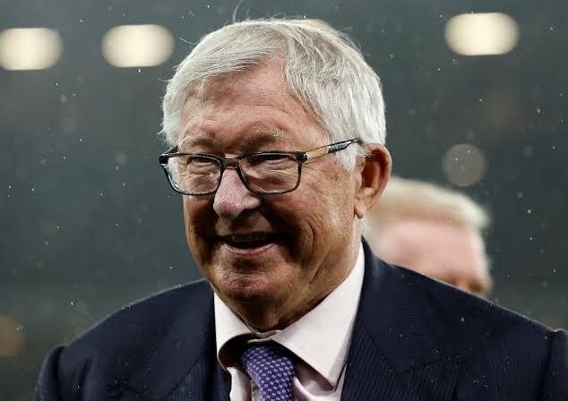 Hình ảnh đáng lo của Sir Alex Ferguson