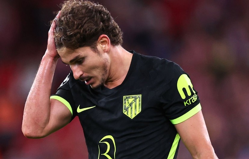 Alvarez bất lực nhìn Atletico thua ngược Liverpool