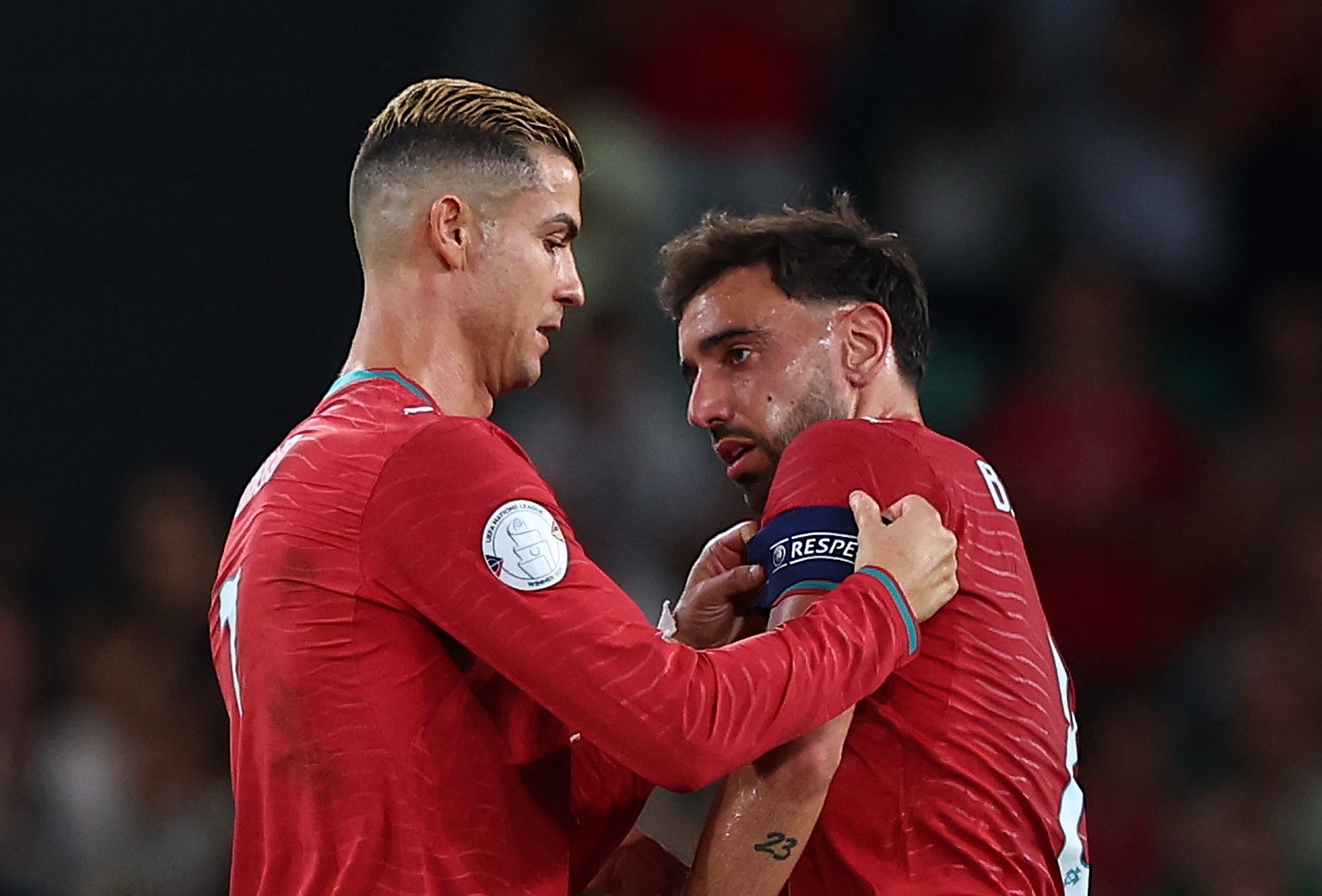 Ronaldo bị VAR từ chối, Bồ Đào Nha thắng nhọc Xứ Wales