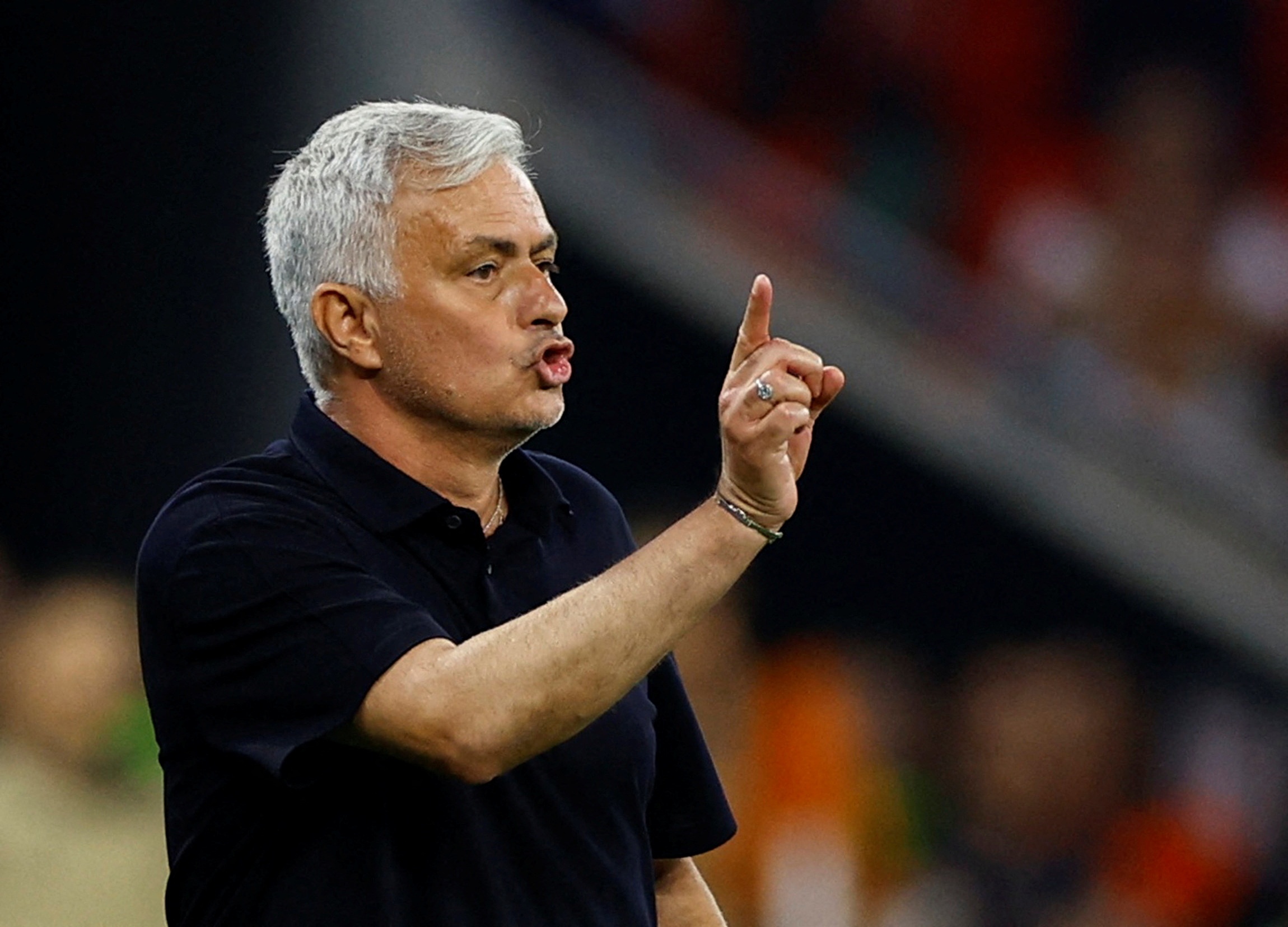 Rộ tin Deschamps sẽ thay Mourinho