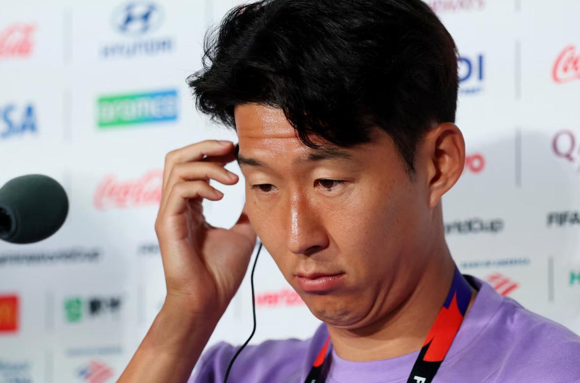 Son Heung-min bị đàn em ở tuyển Hàn Quốc cô lập