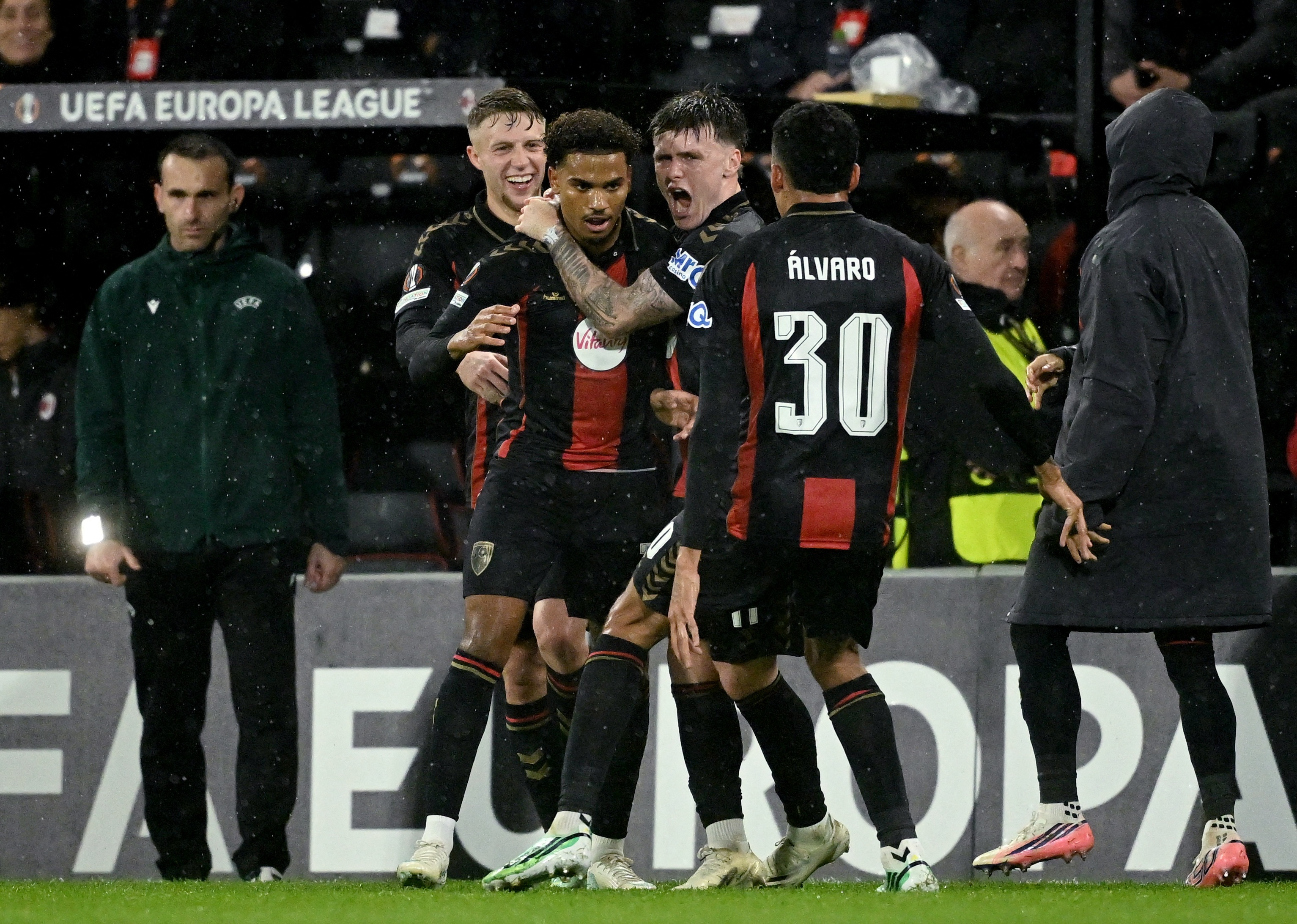 manchester united,  premier league,  bournemouth ảnh 2