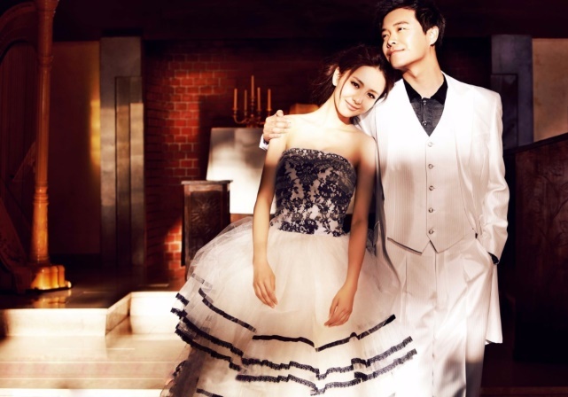 Dong Le A,  Tran Tu Thanh,  ly hon anh 2