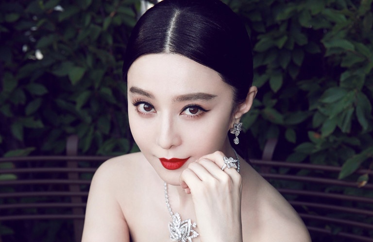 Pham Bang Bang sang Nhat de cuu su nghiep? hinh anh