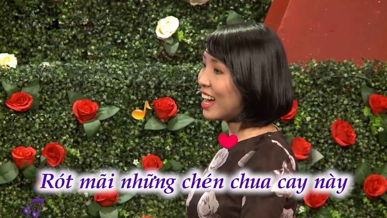 Co gai lay loi, hat nhac 'say xin' khien Quyen Linh mat hung hinh anh