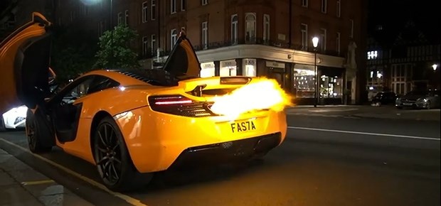 Sieu xe McLaren 12C phun lua nhu trong game Asphalt 8 hinh anh