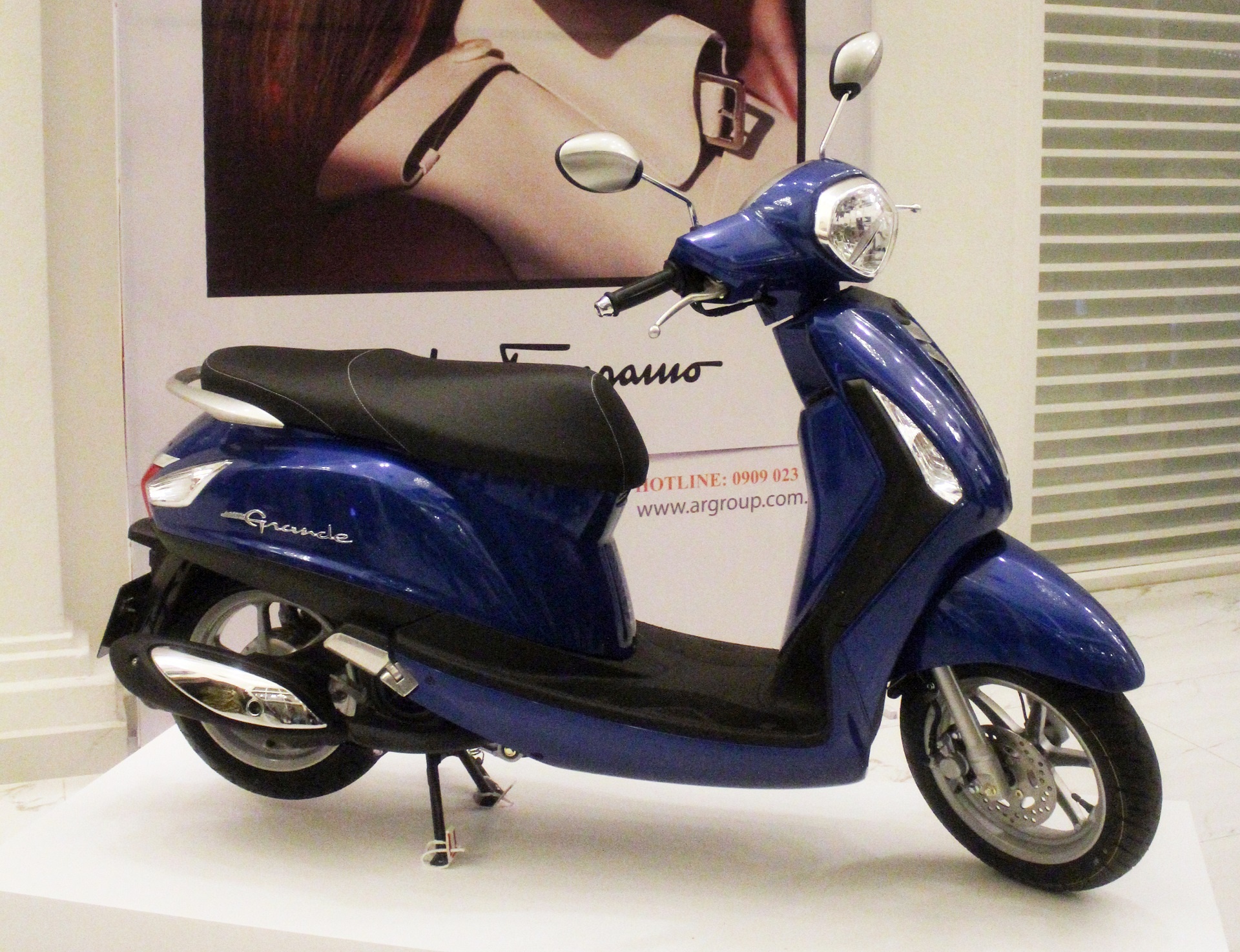 Yamaha Grande hut khach, gia cham moc 49 trieu dong hinh anh