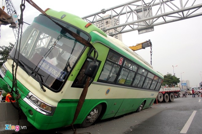 Nhiều vụ tai nạn liên quan đến xe buýt Sài Gòn trong thời gian qua. Ảnh: Lê Quân.