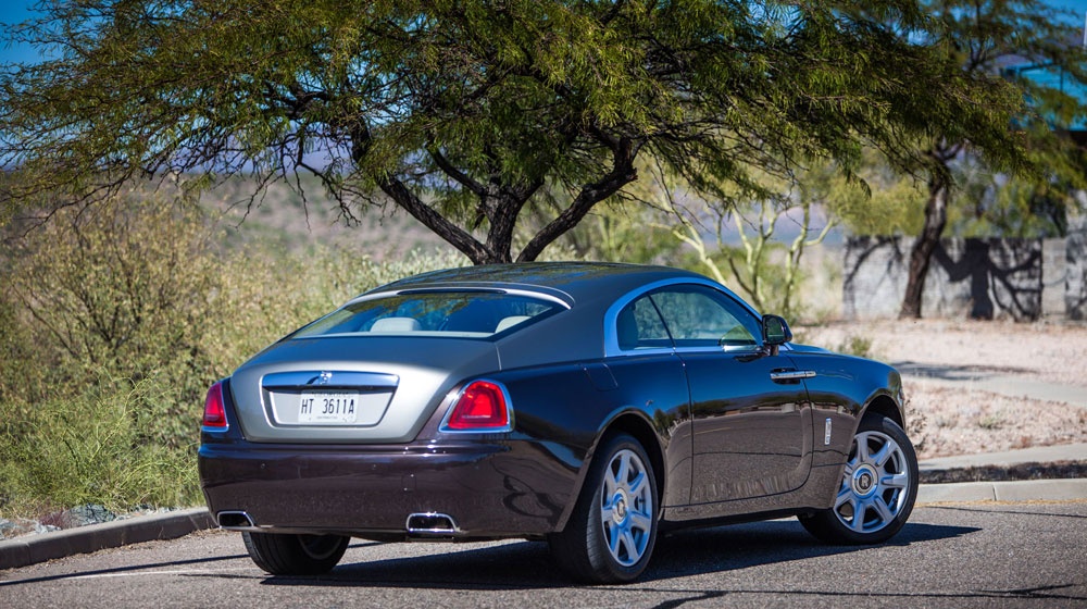 Bi mat ben trong nha may Rolls-Royce hinh anh