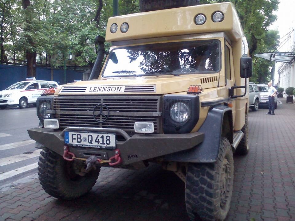 10 chiec Mercedes G-Class xuyen the gioi den Ha Noi hinh anh
