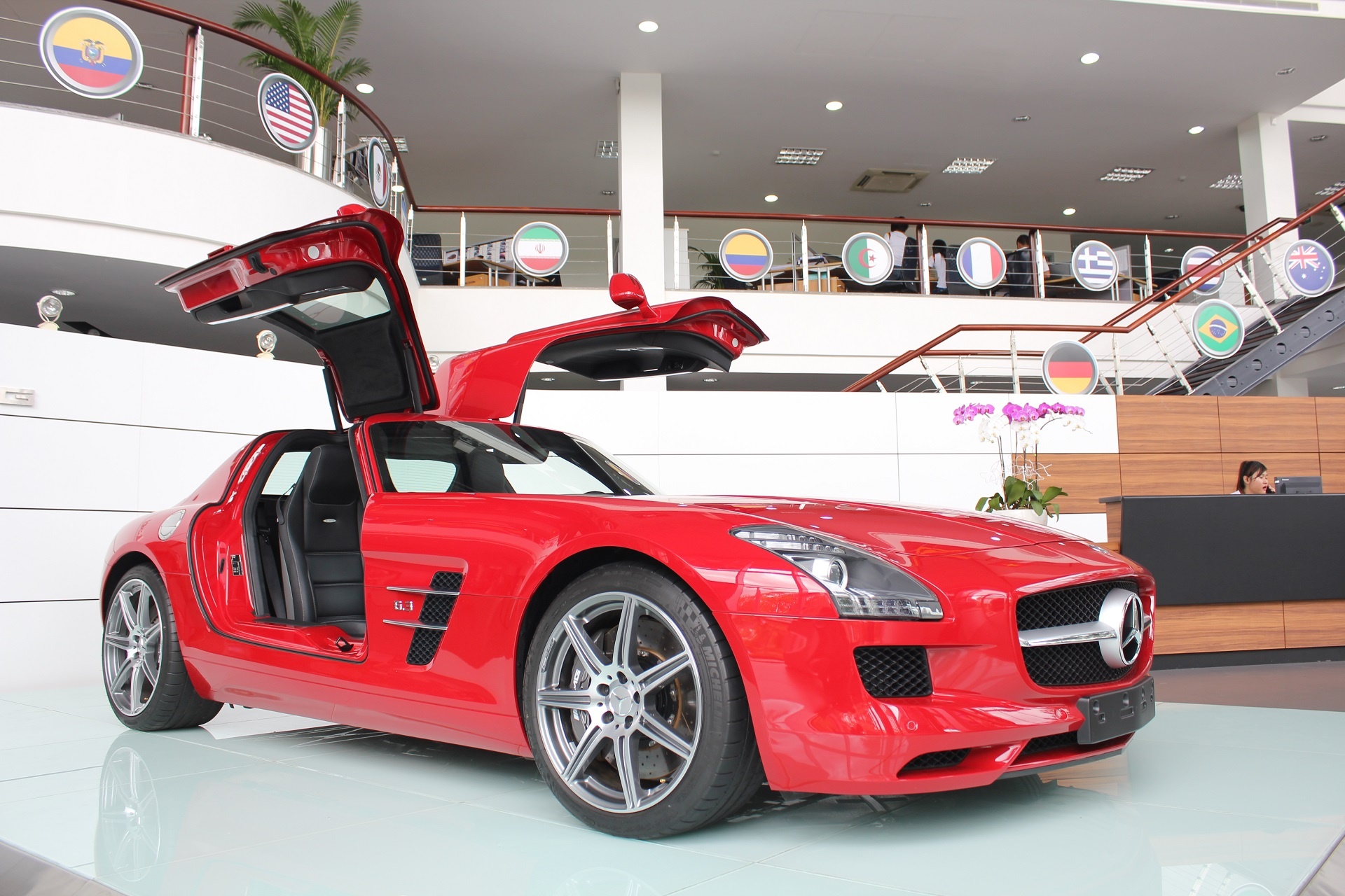 Se giam thue nhap khau o to, xe may vao nam 2015 hinh anh