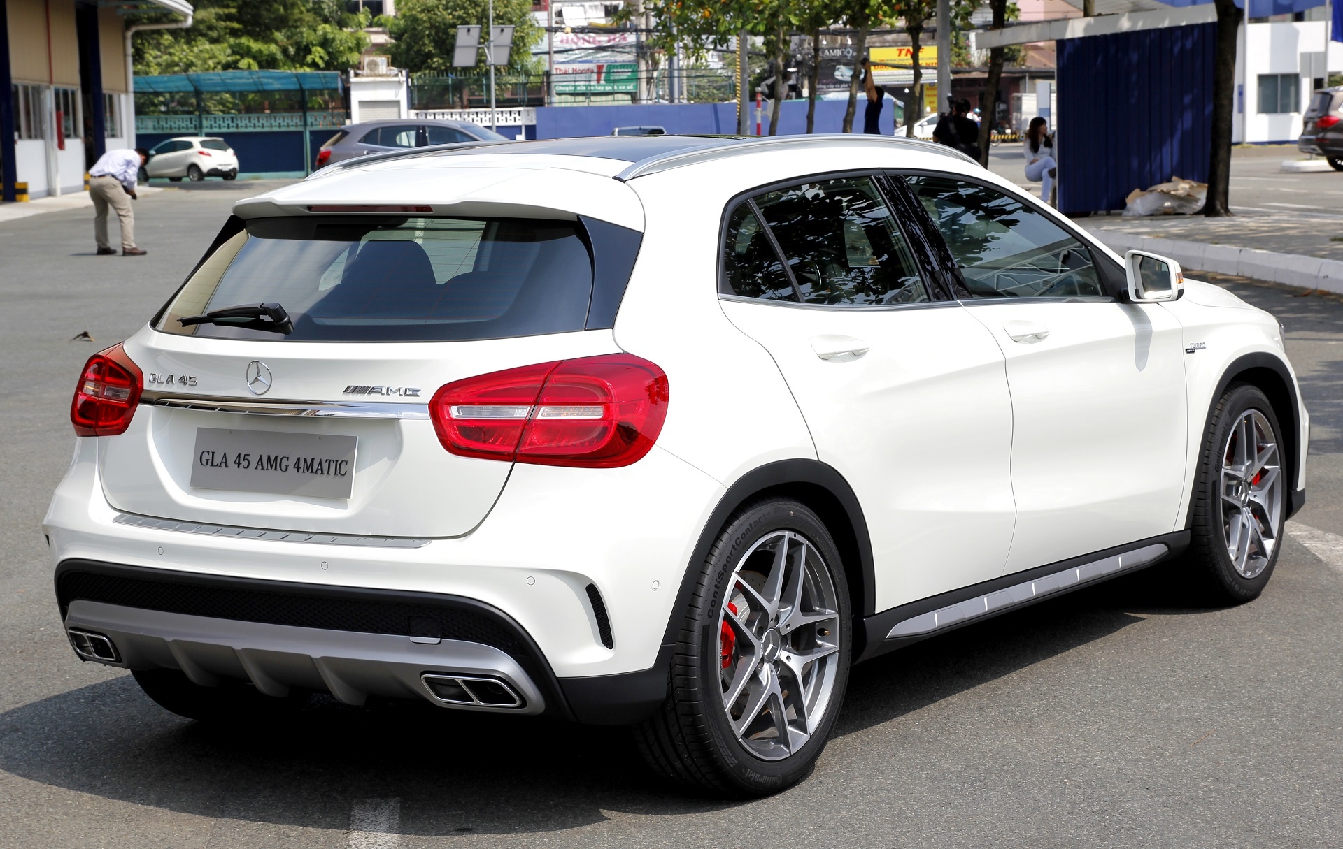 Anh chi tiet Mercedes GLA vua ban o Viet Nam hinh anh