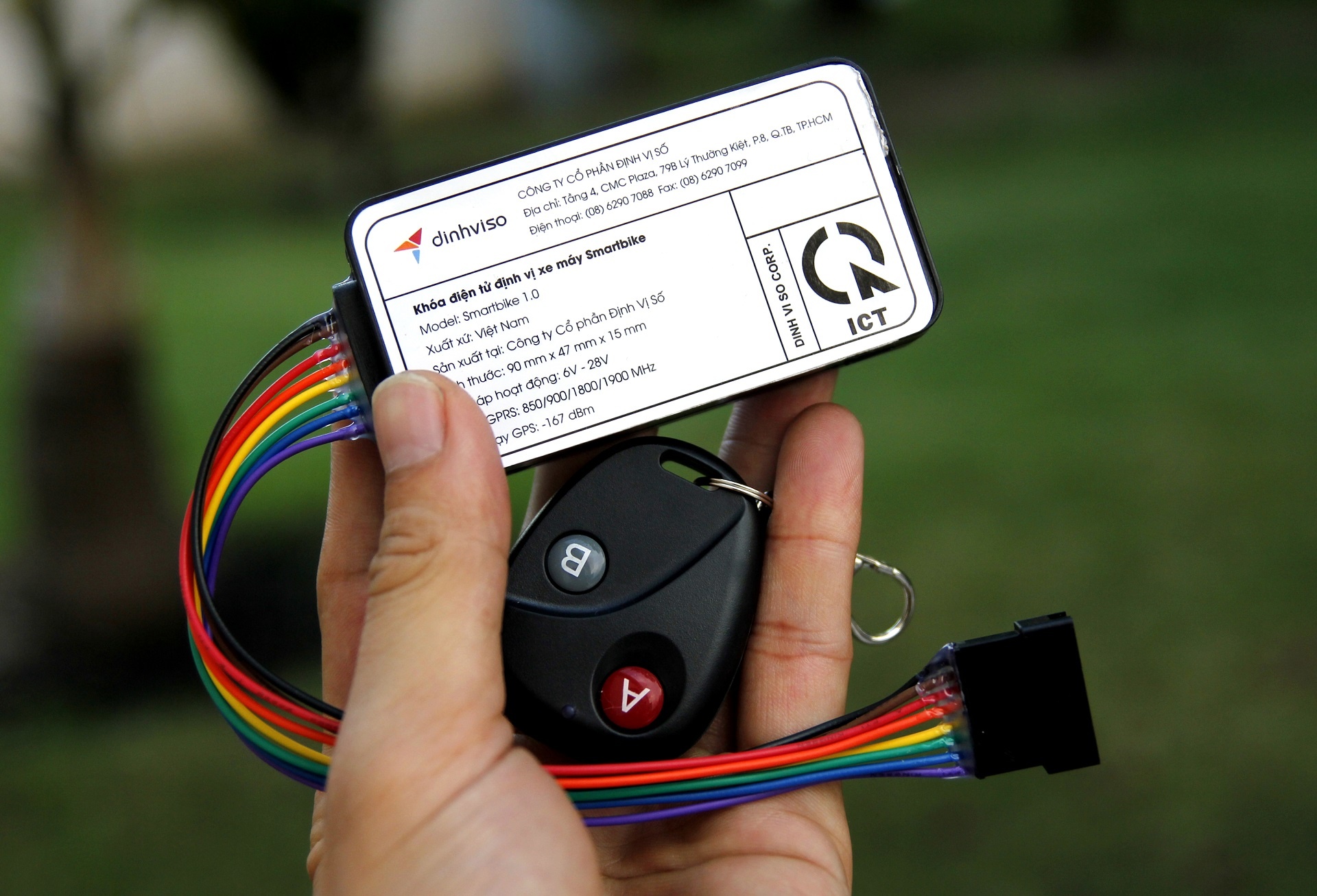 Chong trom xe may bang dien thoai thong minh hinh anh