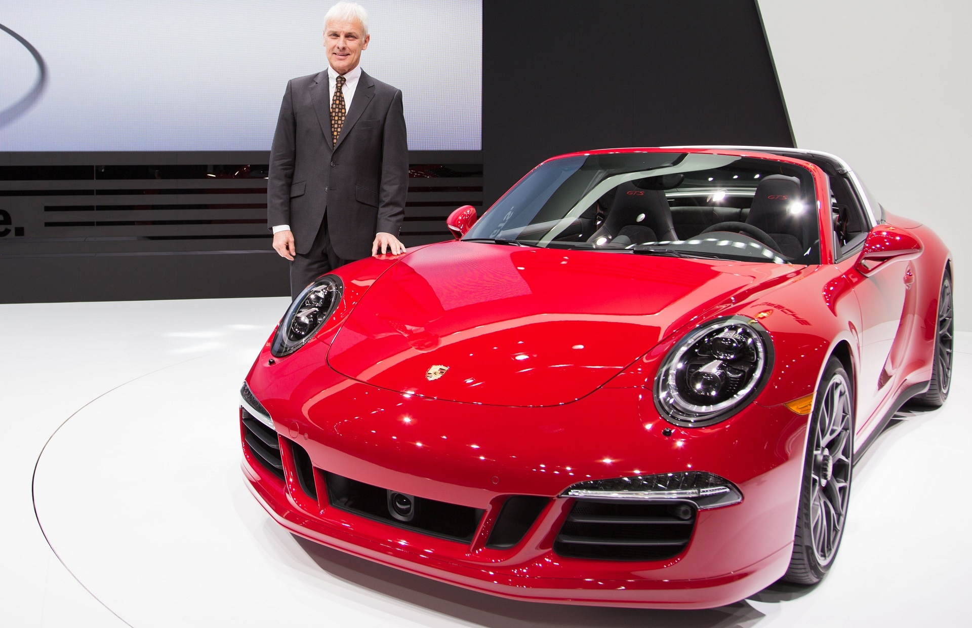 Porsche 911 Targa 4 GTS co gia gan 8 ty dong tai Viet Nam hinh anh