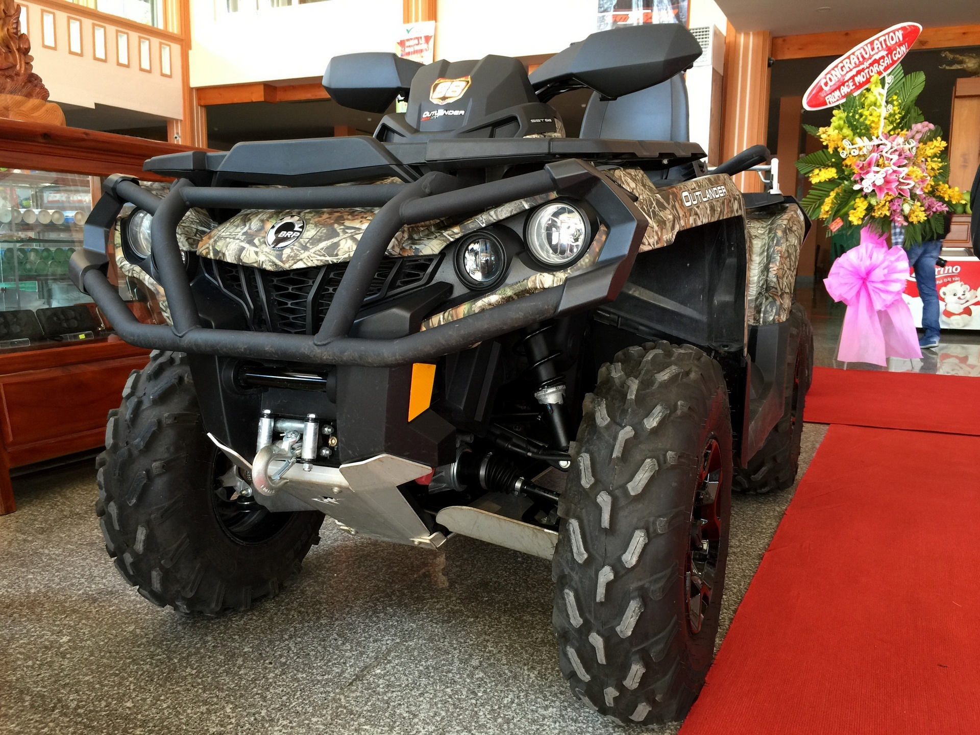 Xe la Can-Am Outlander xuat hien tai Viet Nam hinh anh