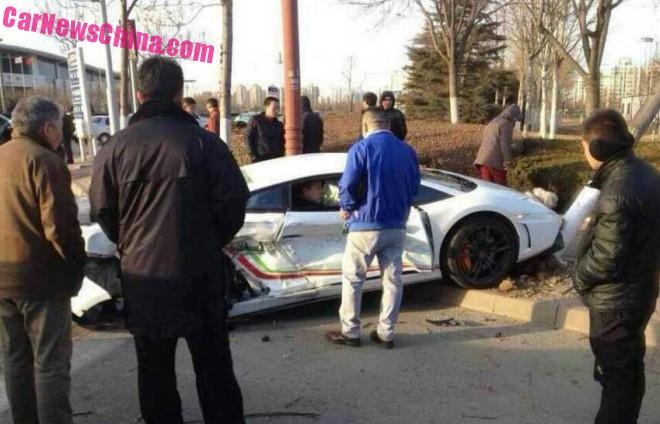 Lamborghini Gallardo ban dac biet tan nat o Trung Quoc hinh anh
